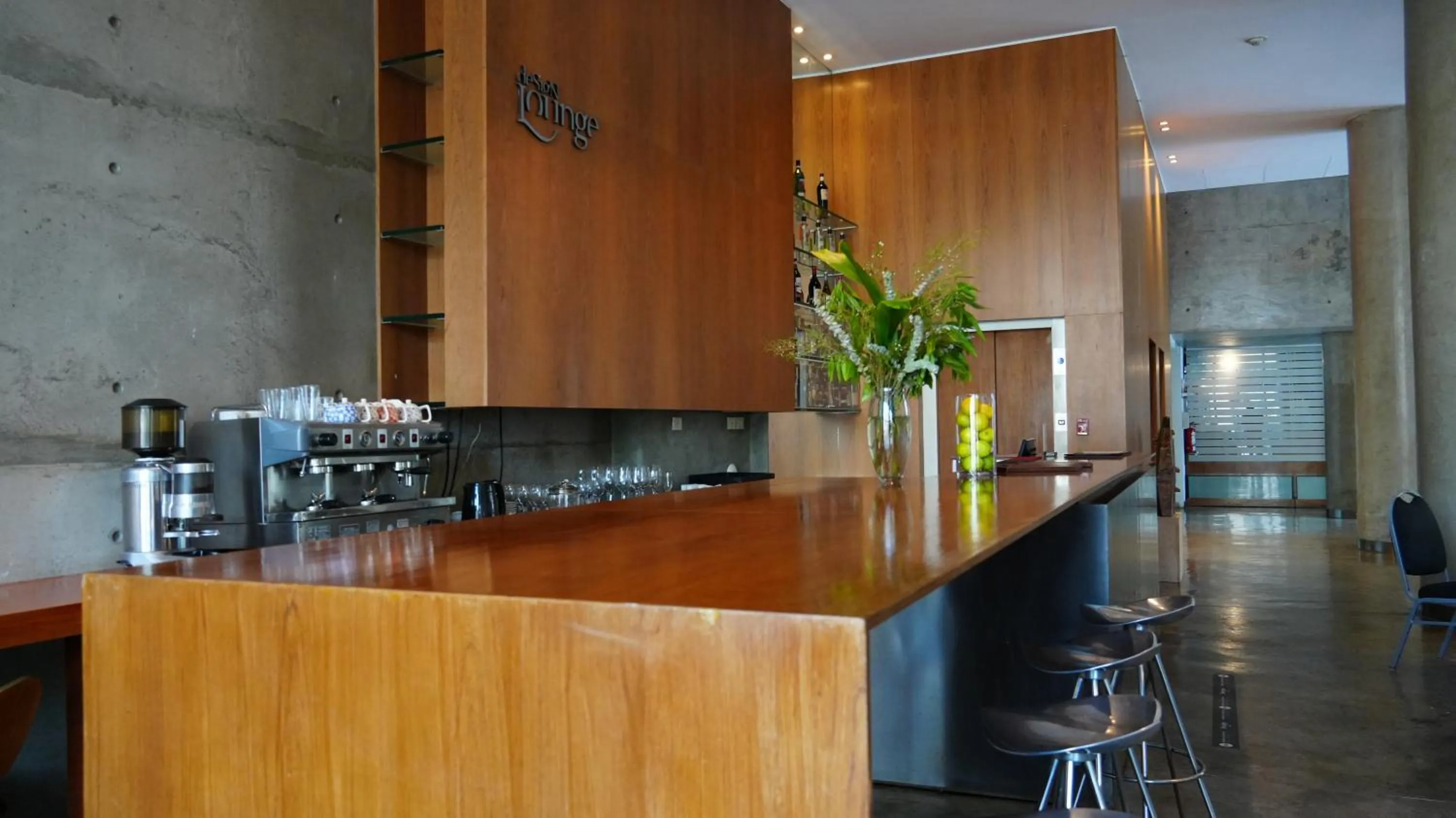 Lounge or bar in Design Suites Salta