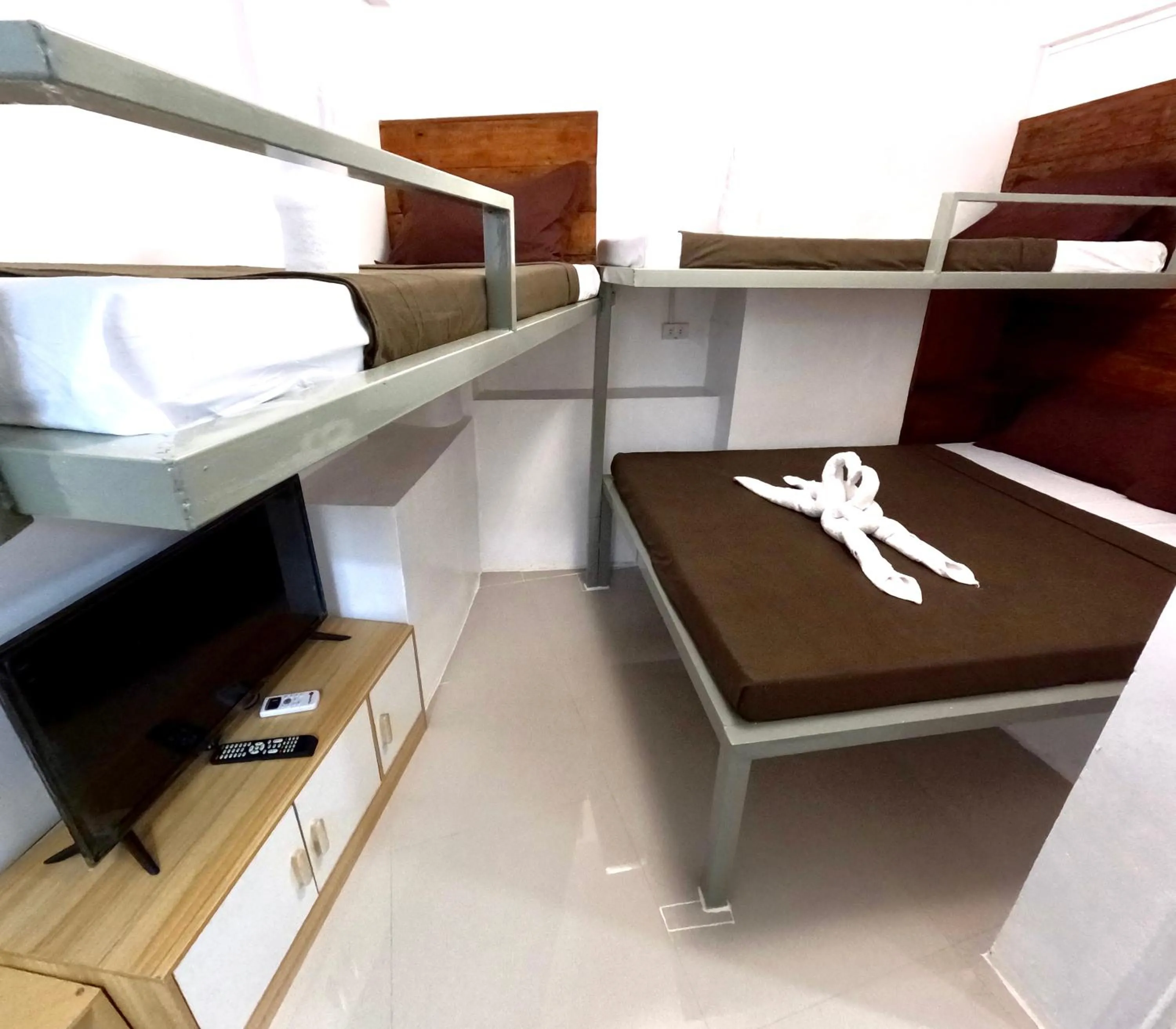 Bed in Prim Travellers Inn