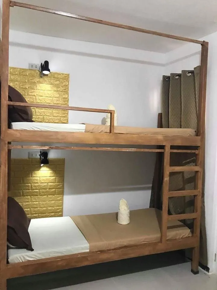 Bedroom, Bed in Prim Travellers Inn