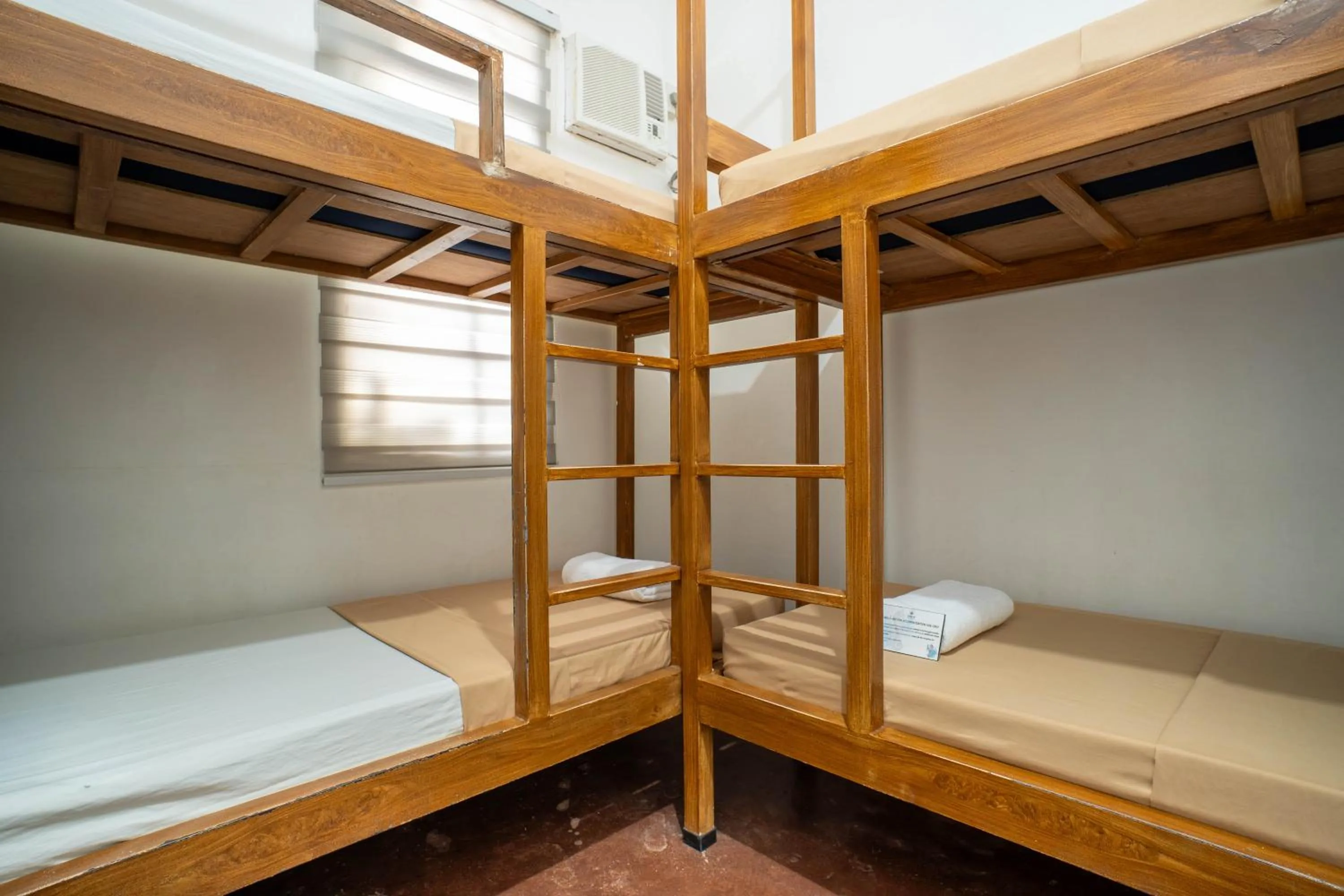 Bed in Prim Travellers Inn