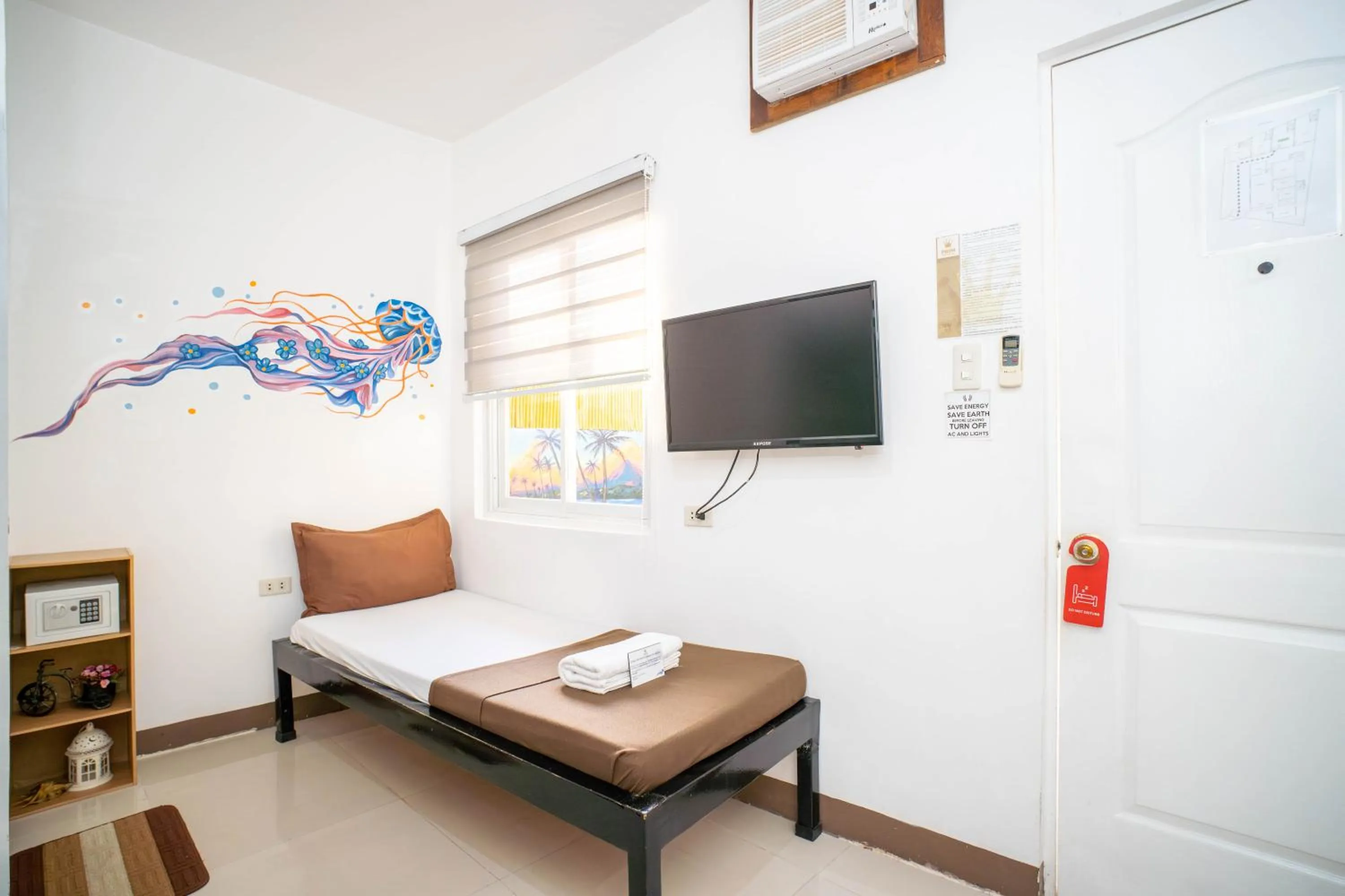 Bed in Prim Travellers Inn