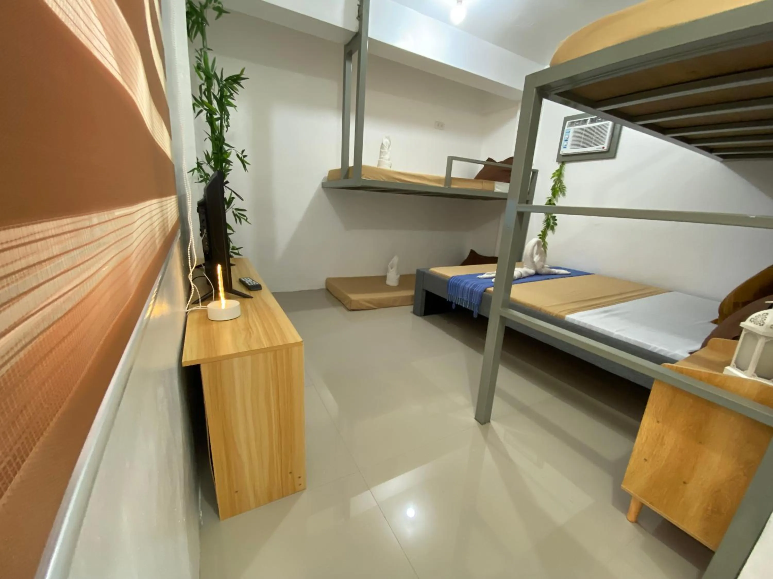 Bed in Prim Travellers Inn