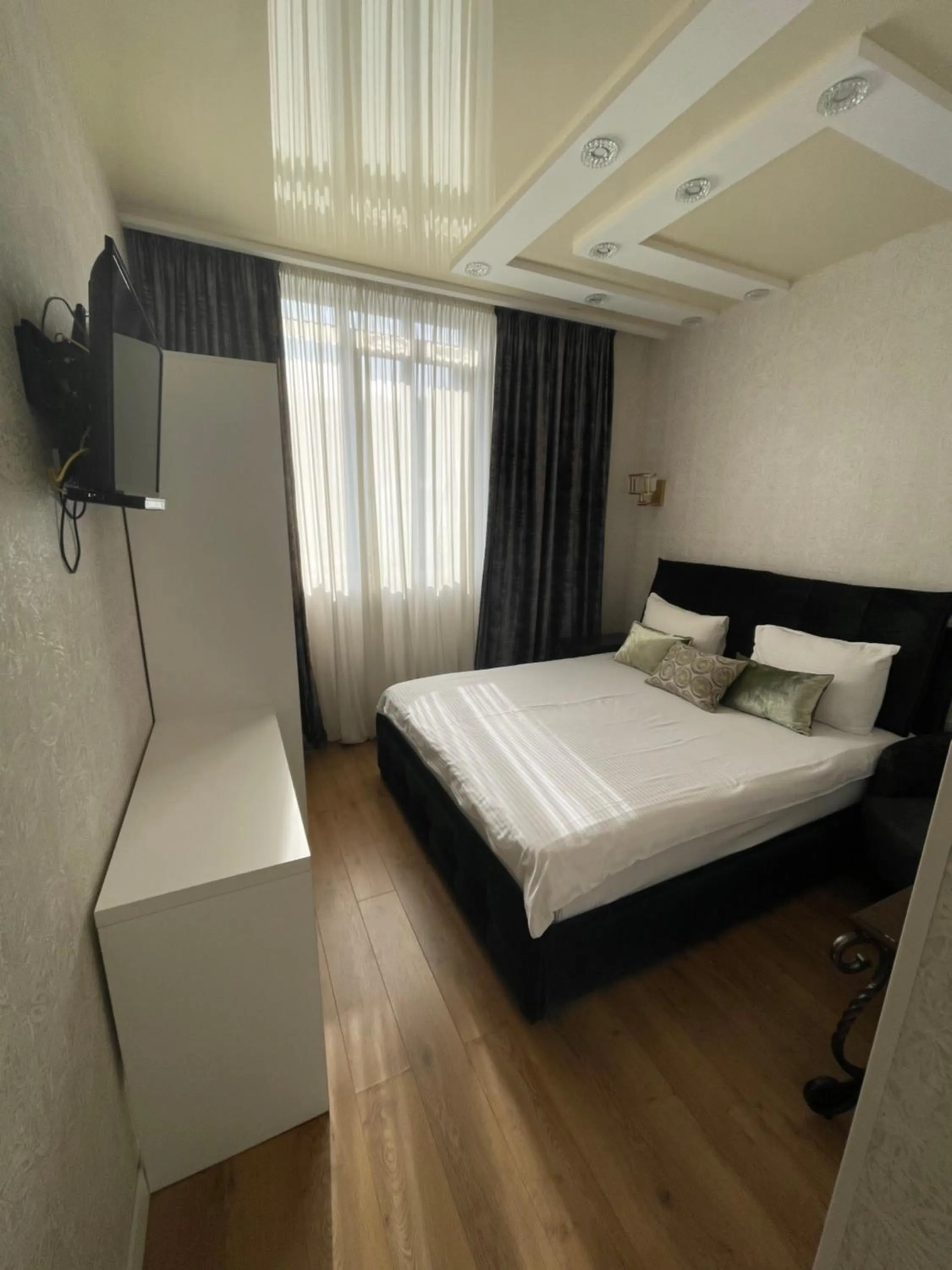 Bed in Rikhe palace boutique hotel