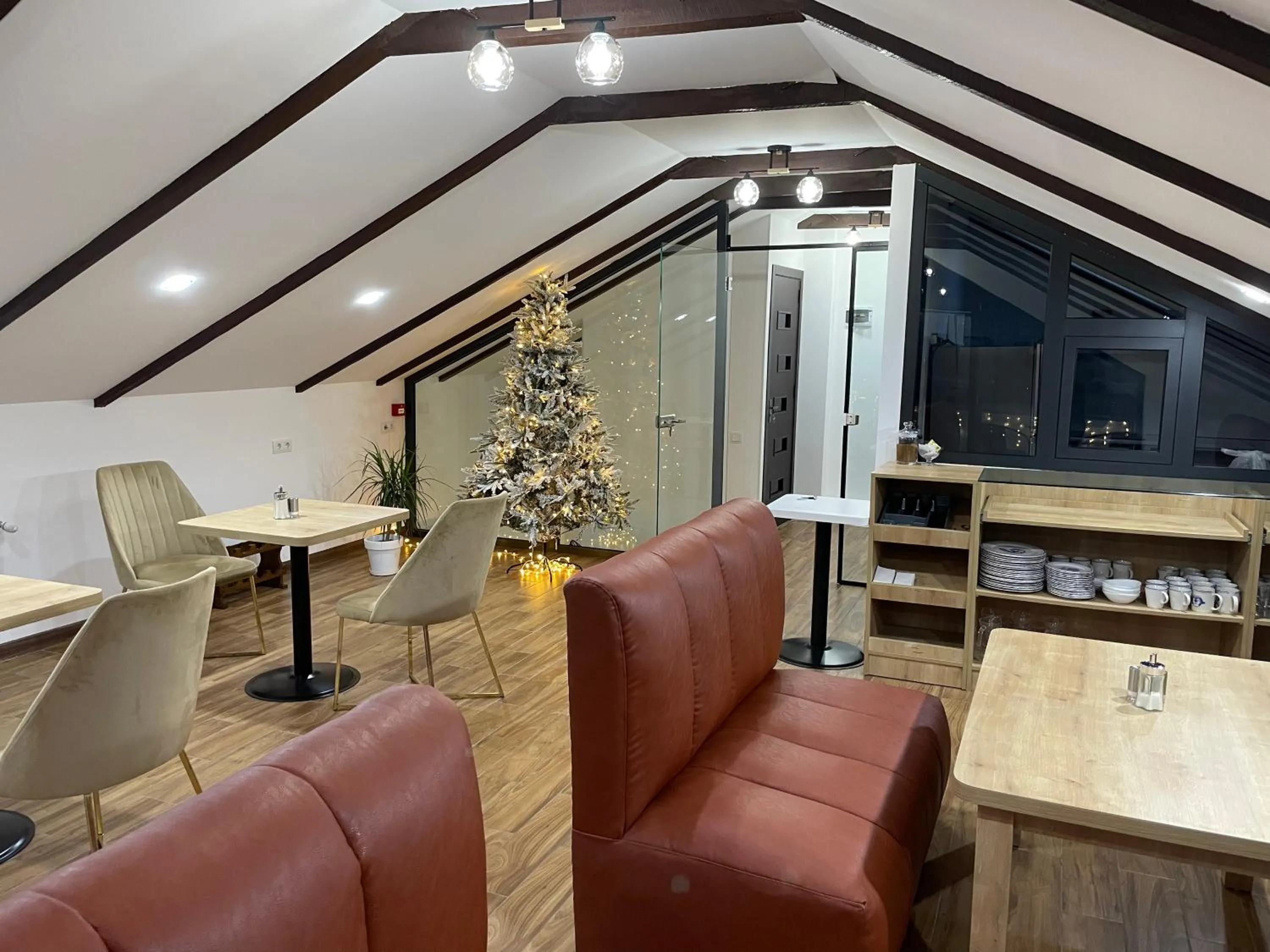 Restaurant/places to eat in Rikhe palace boutique hotel