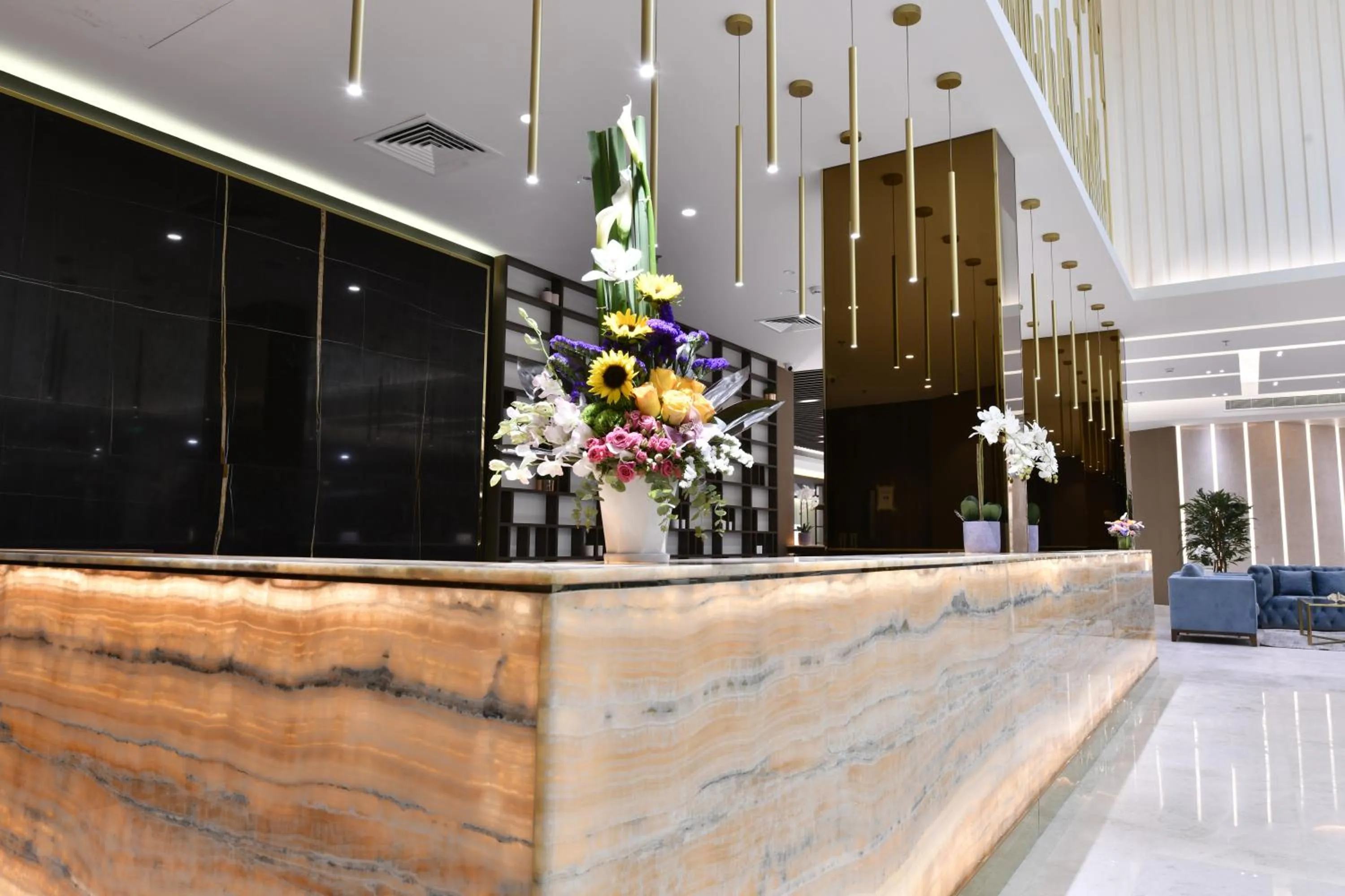 Lobby or reception in JUFFAIR BOULEVARD HOTEL & SUITES