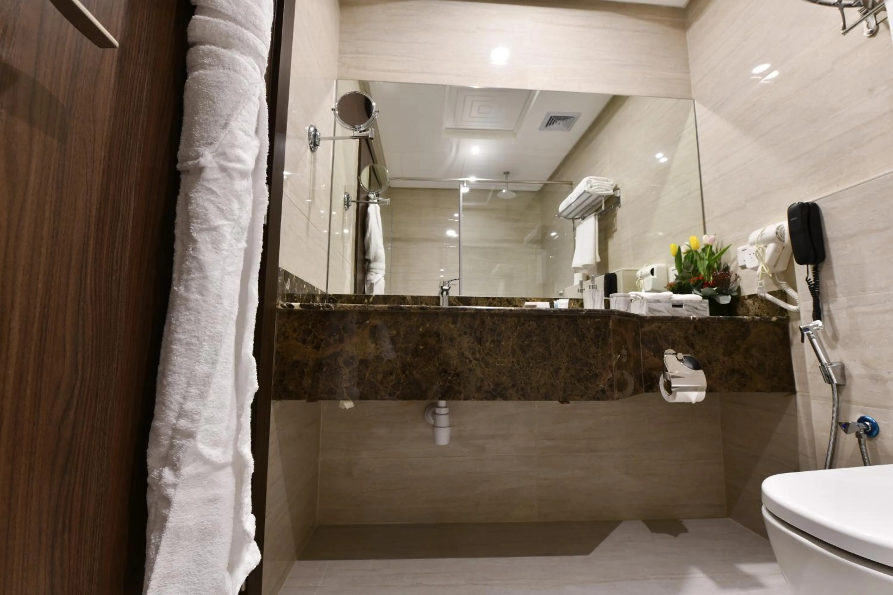 Bathroom in JUFFAIR BOULEVARD HOTEL & SUITES