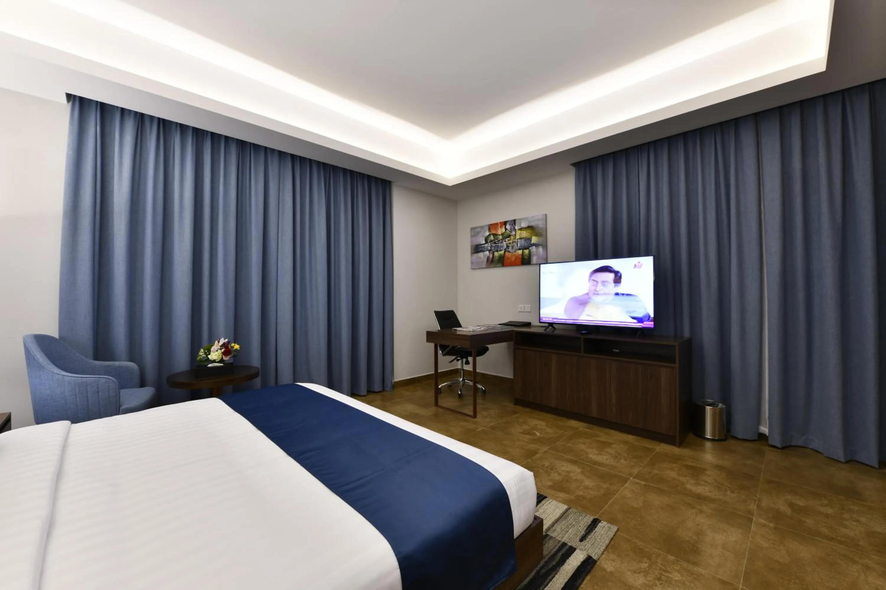 Bedroom, Bed in JUFFAIR BOULEVARD HOTEL & SUITES