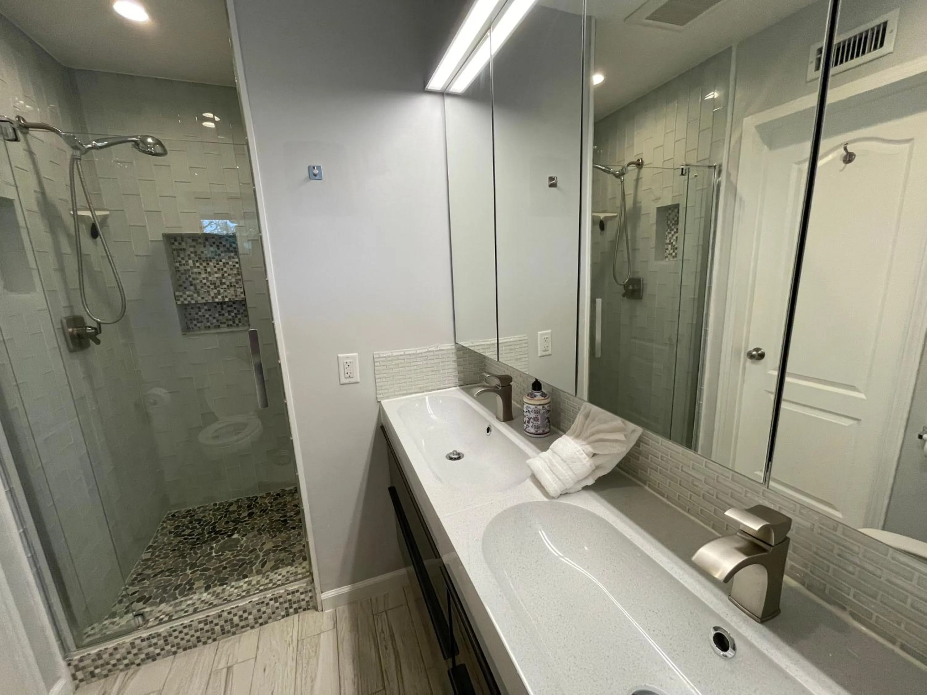 Bathroom in Cheerful, Beautifully Remodeled, Modern, Comfortable Home