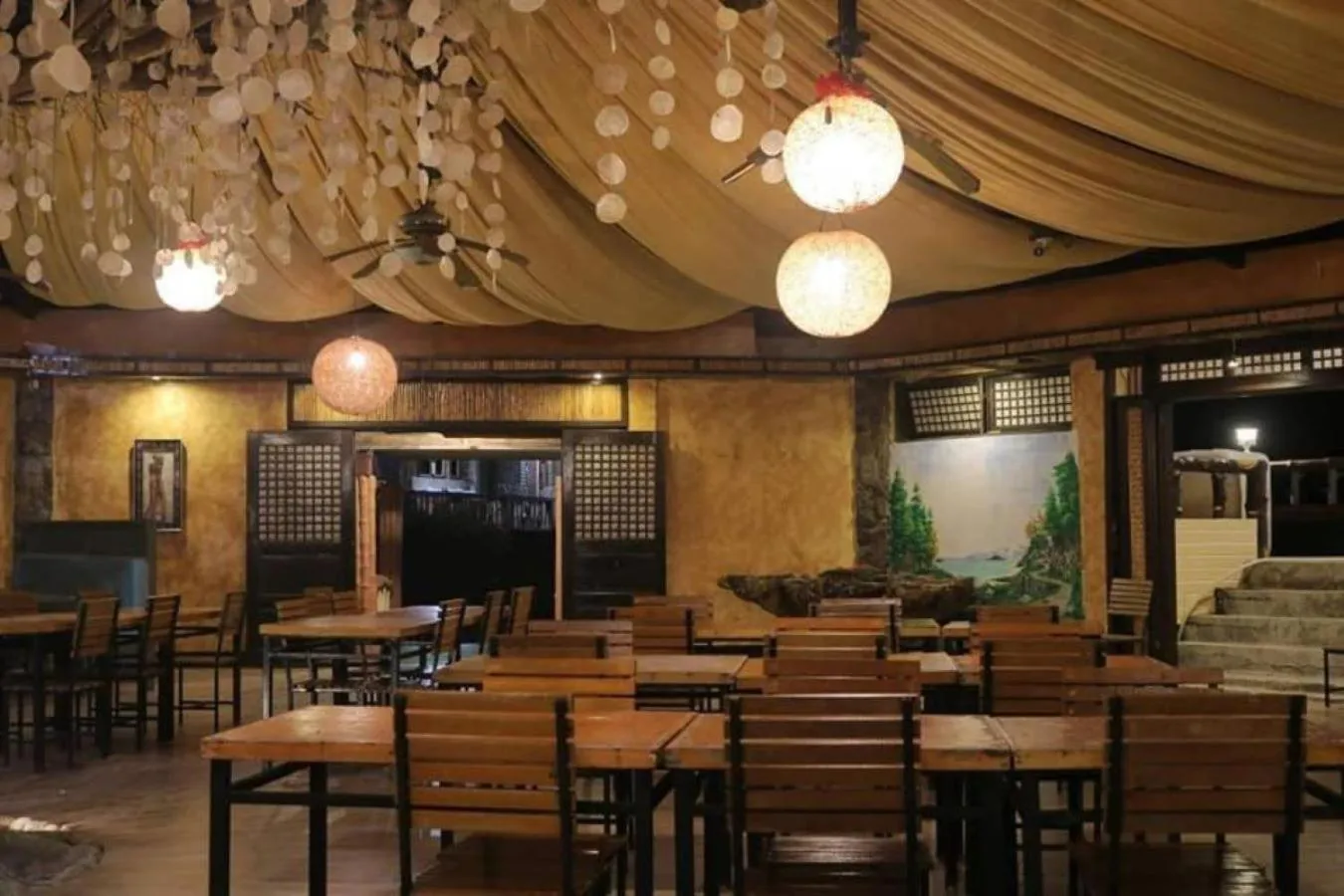 Restaurant/places to eat in Grace Island Resort by Cocotel