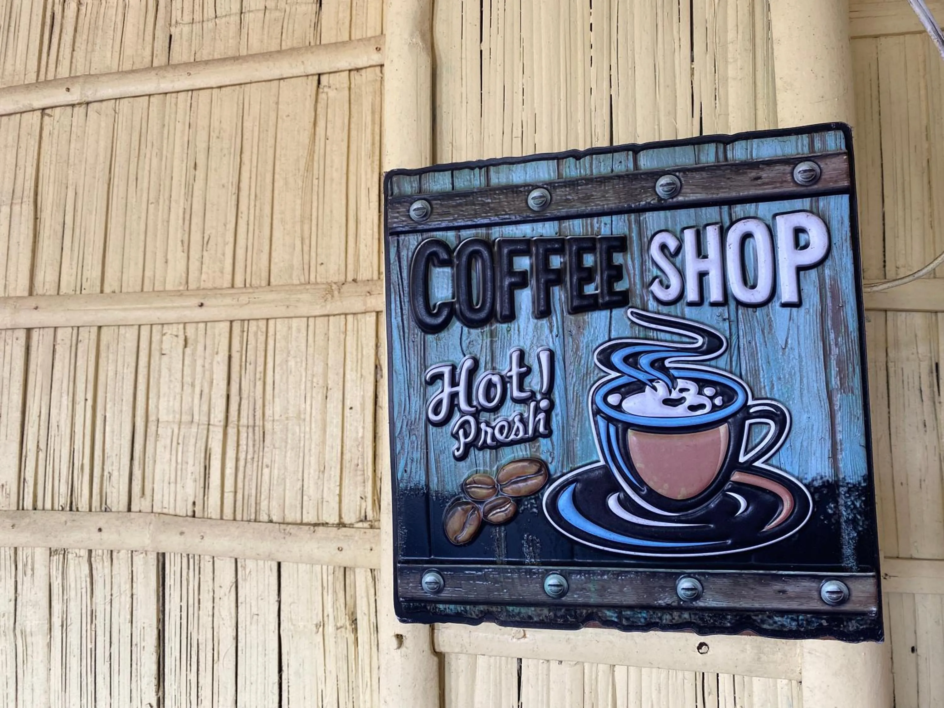 Restaurant/places to eat in Shoreland Beach Resort by Cocotel