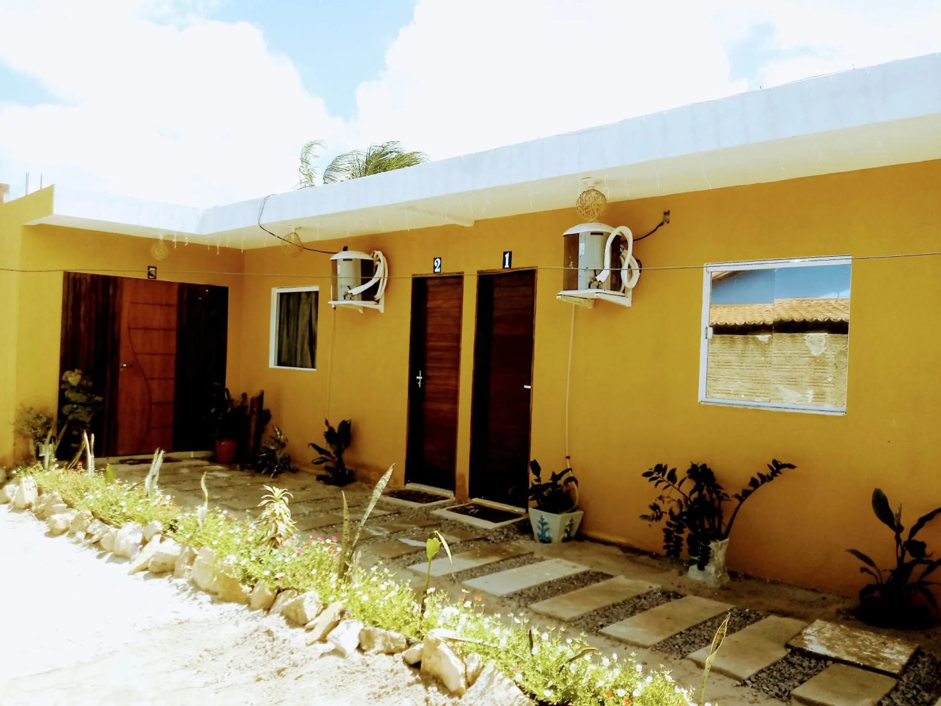Facade/entrance in Chalés Pôr do Sol Gostoso