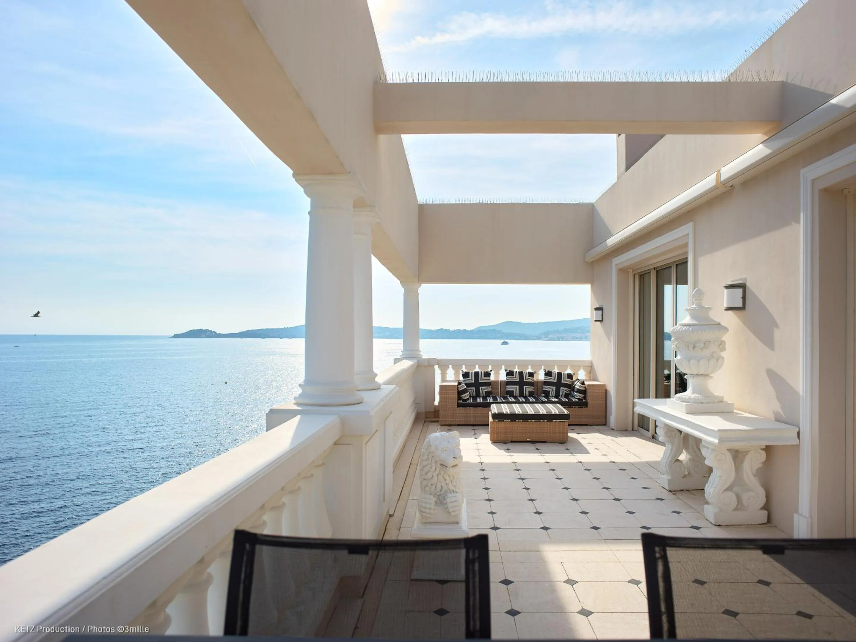 Patio in Hotel Cap Estel