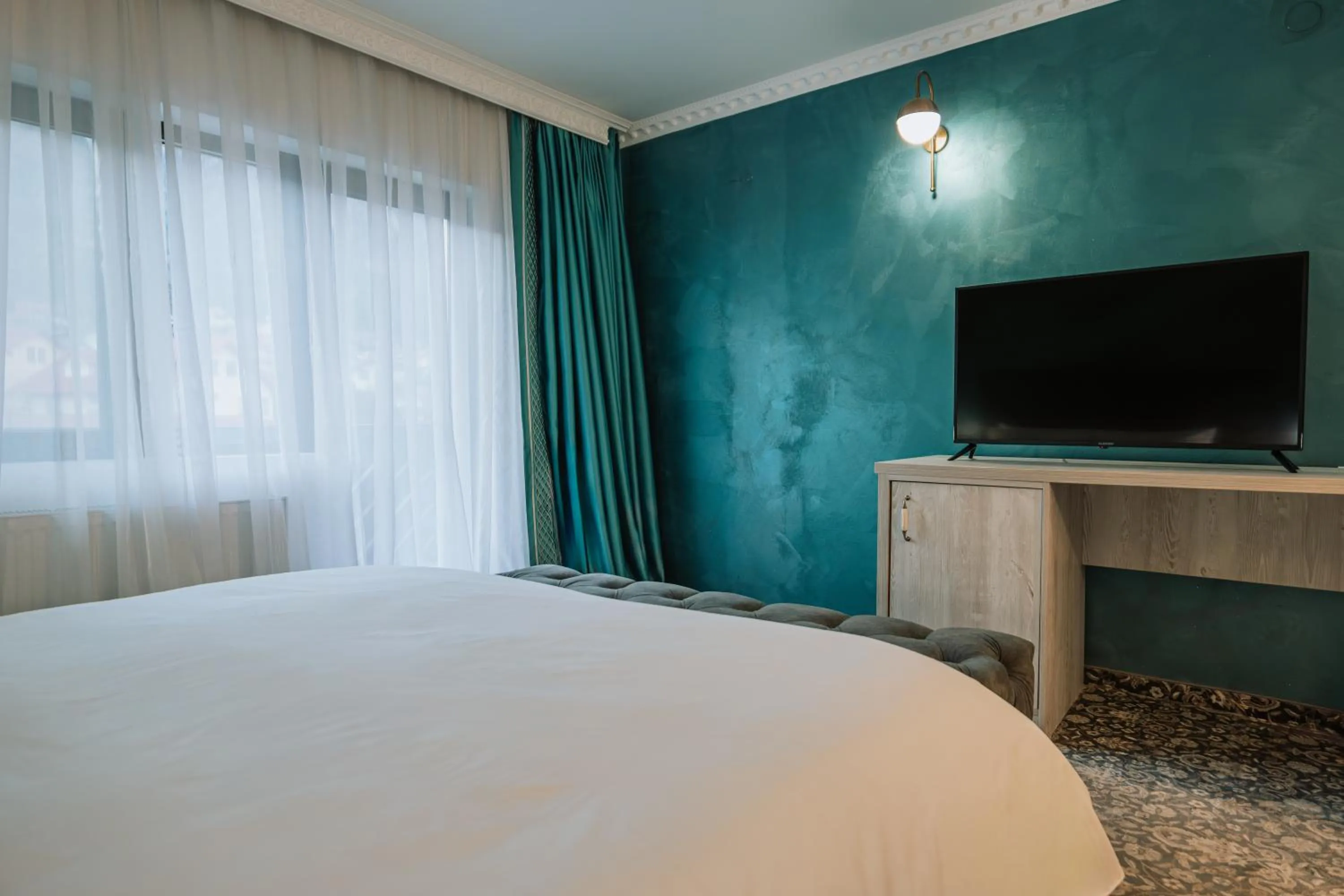 Bedroom, Bed in Suru Hotel & Restaurant