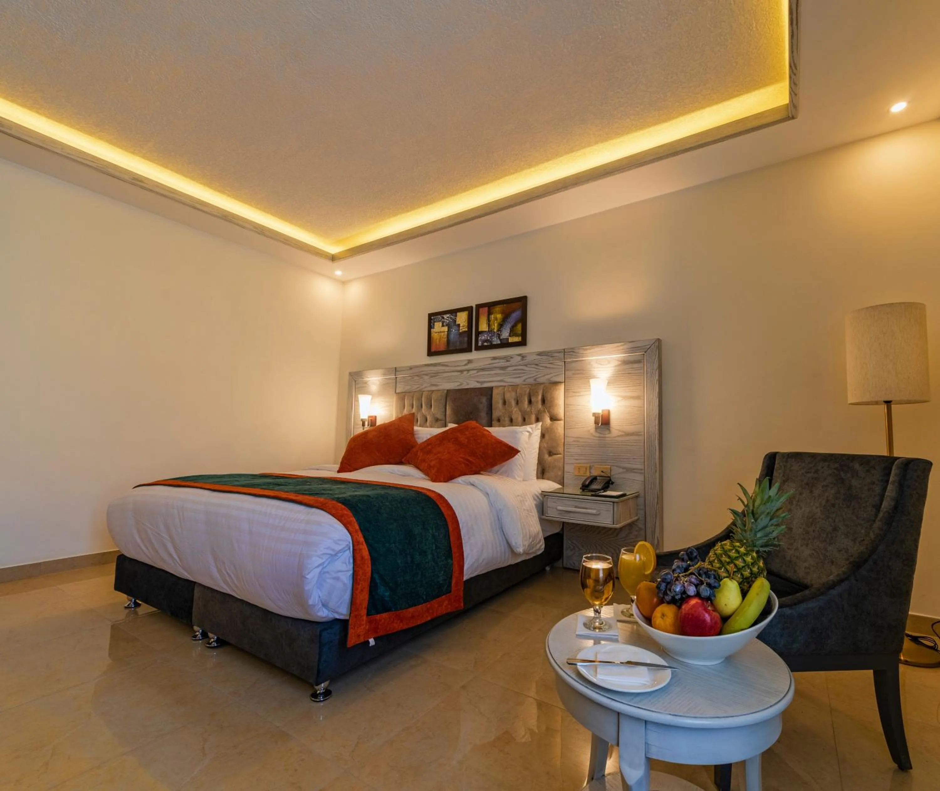 Photo of the whole room, Bed in Petra Canyon Hotel