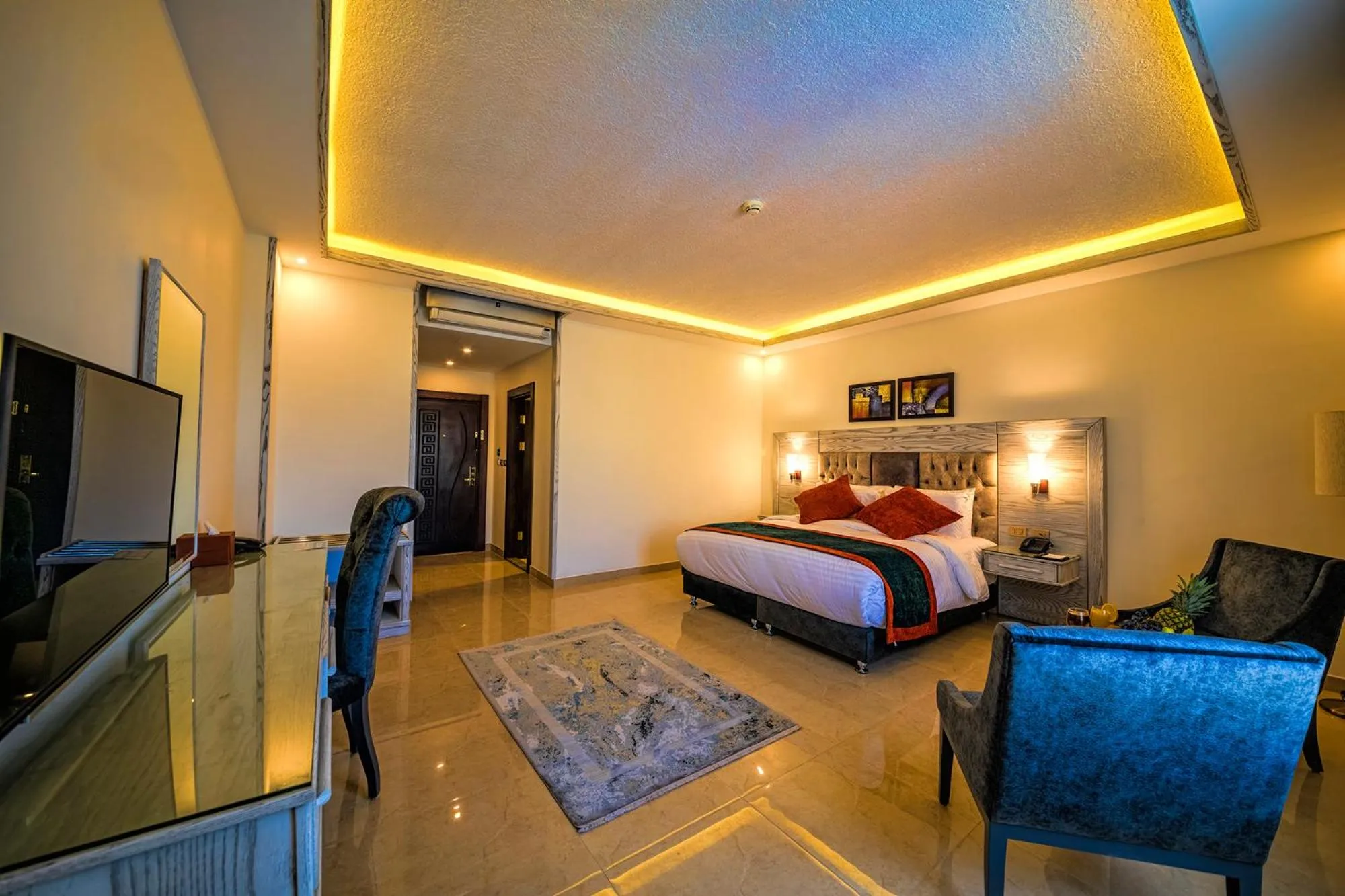 Bedroom, Bed in Petra Canyon Hotel