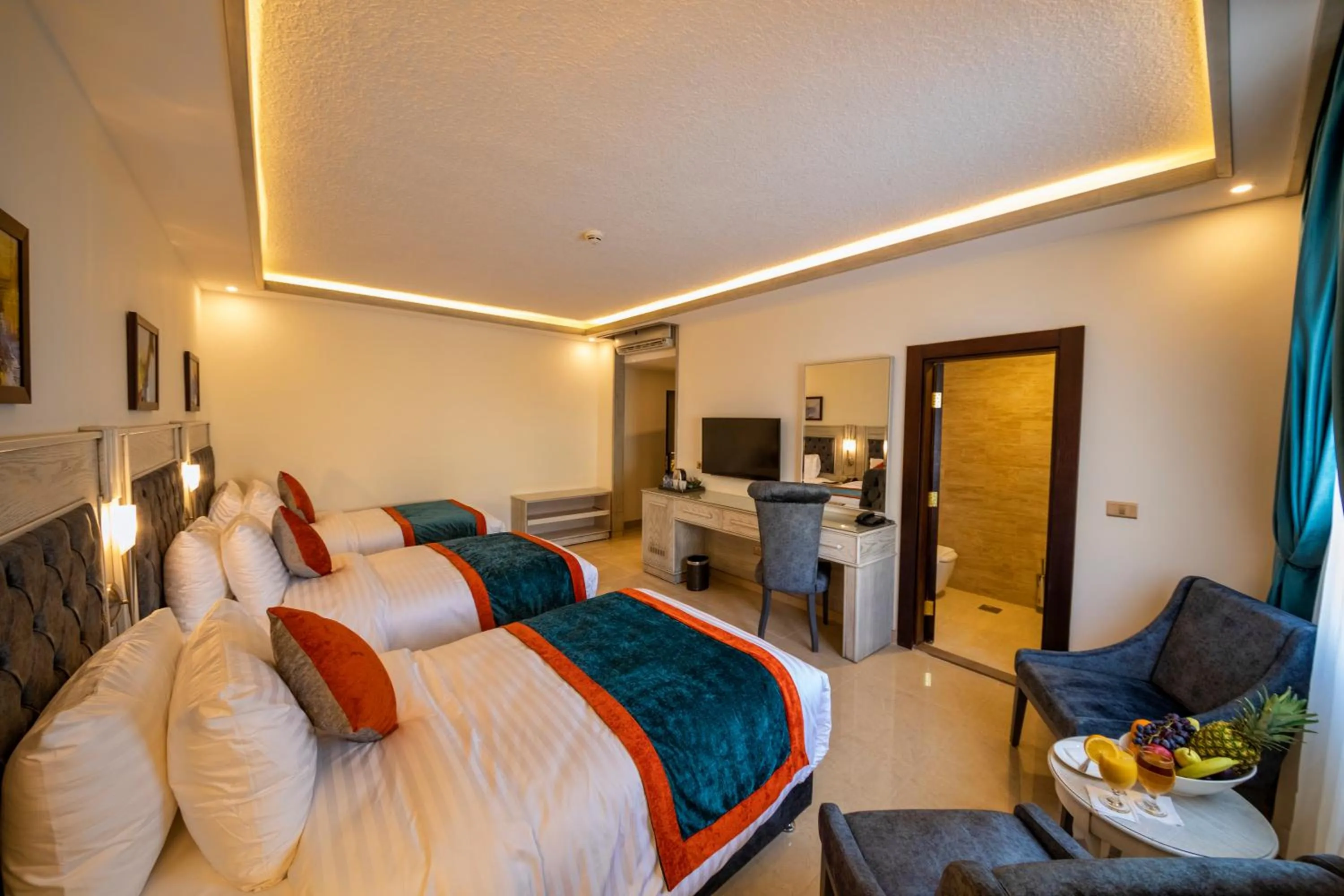 Photo of the whole room, Bed in Petra Canyon Hotel