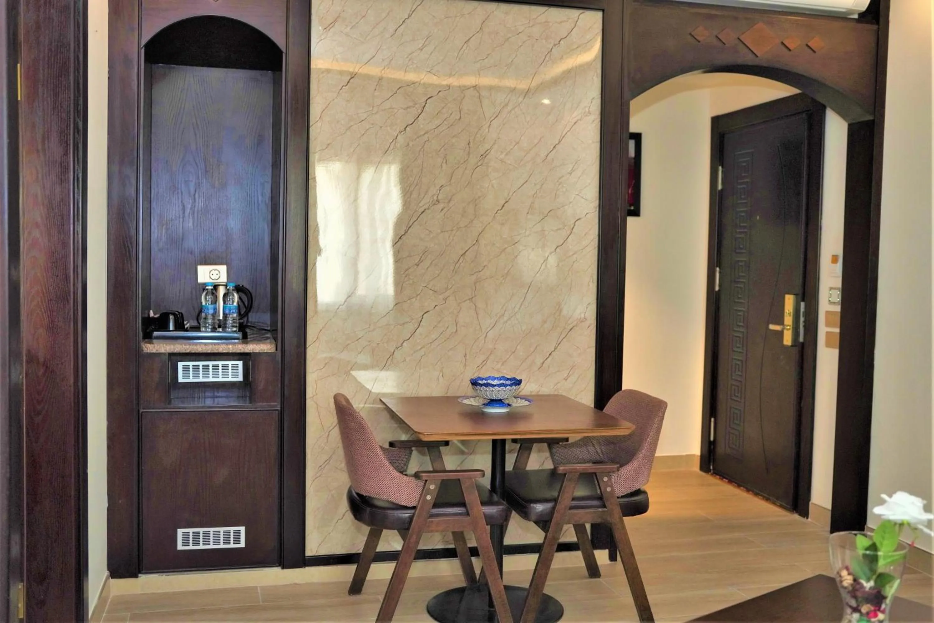 Living room in Petra Canyon Hotel