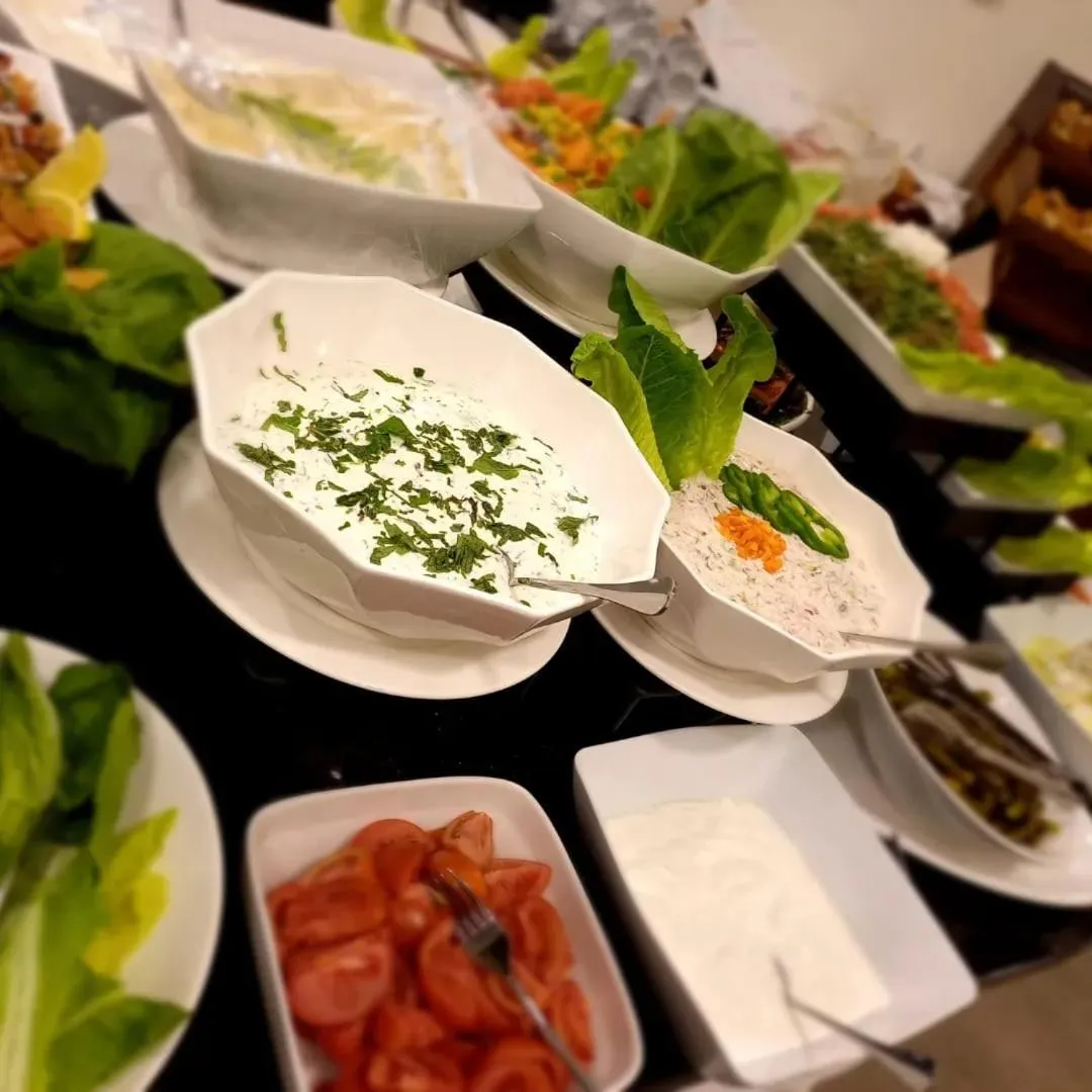 Restaurant/places to eat in Petra Canyon Hotel