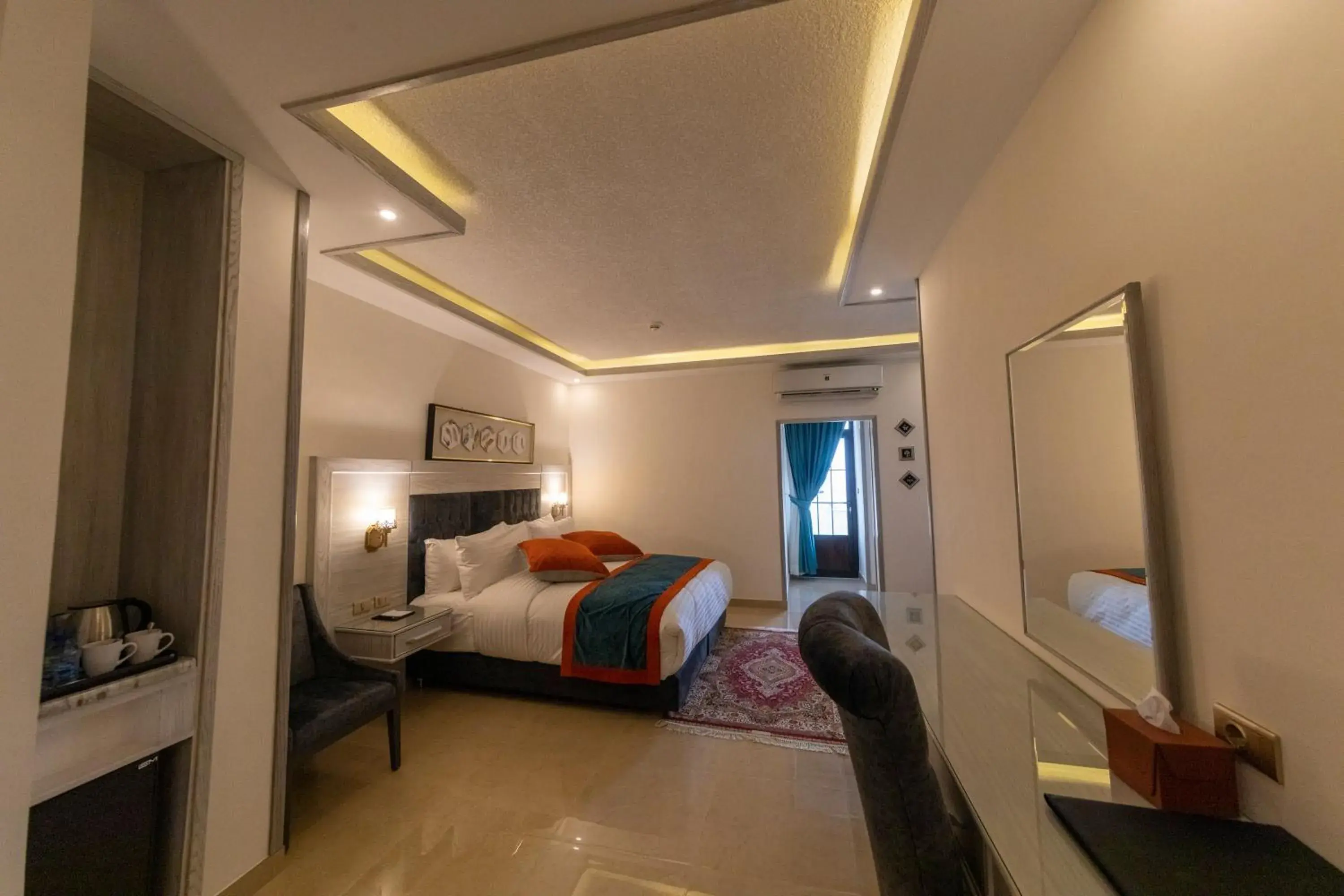 Suite in Petra Canyon Hotel Suite in Petra Canyon Hotel