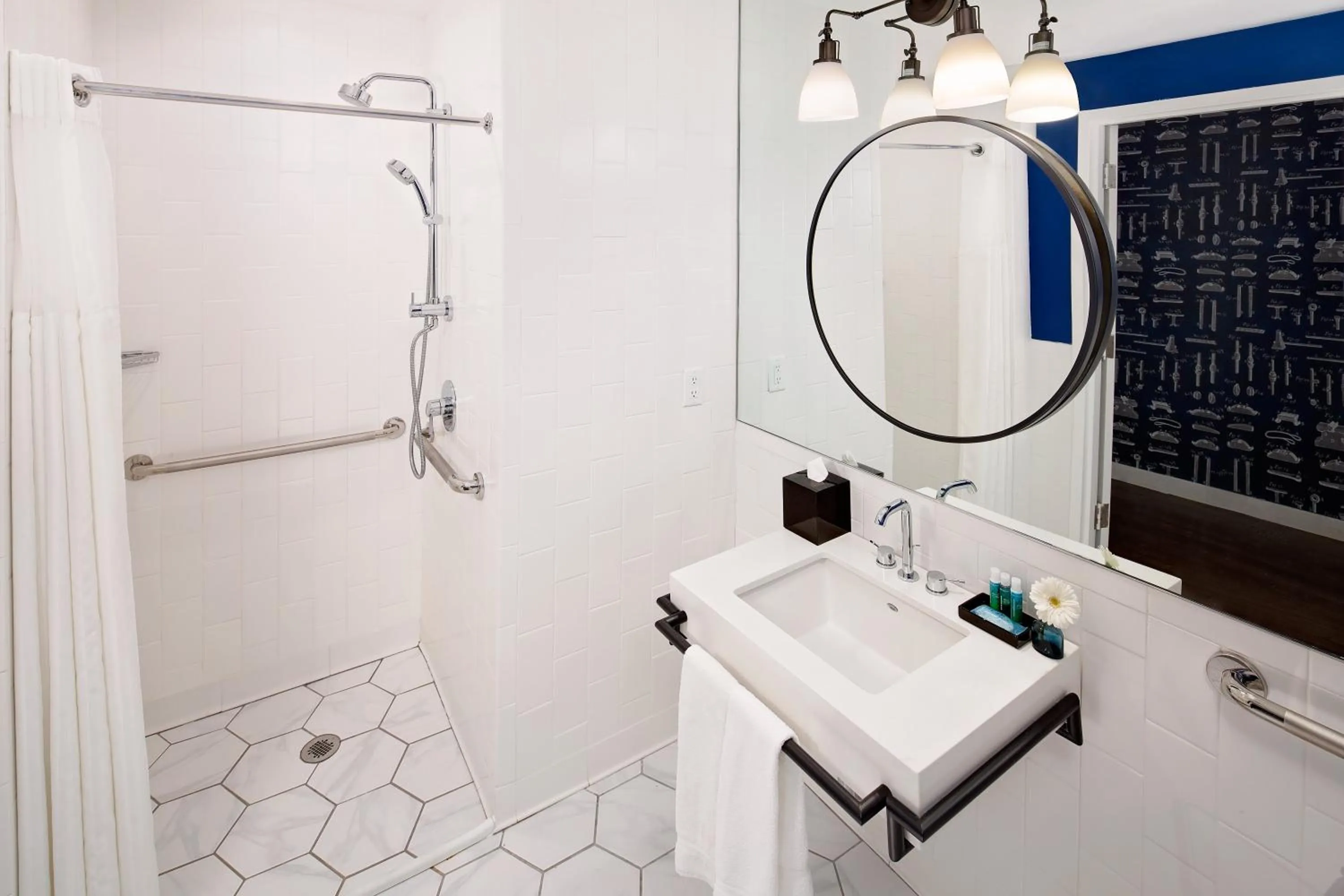 Bathroom in Hotel Indigo Boston Garden by IHG