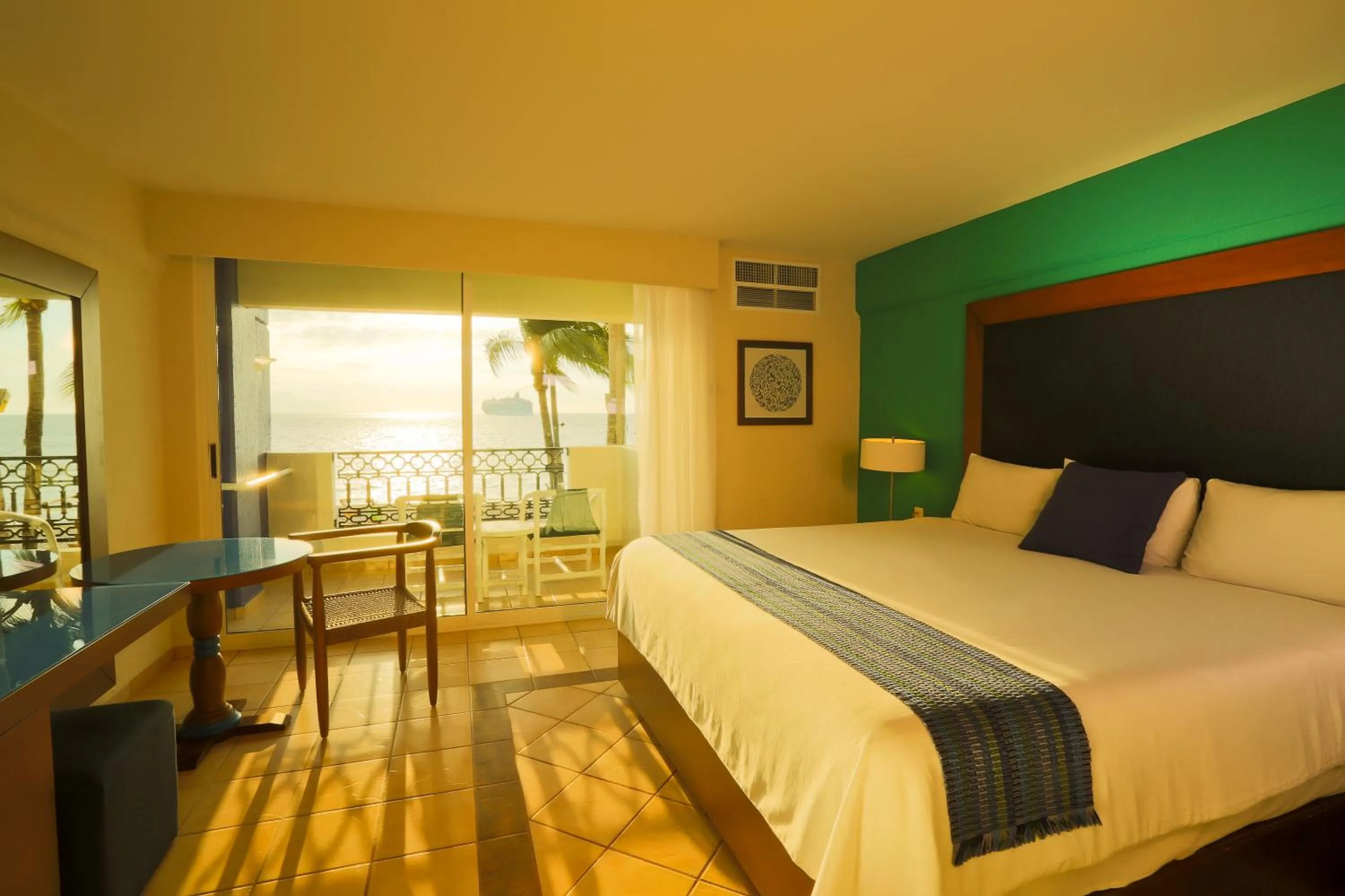 Bedroom, Bed in Crown Paradise Golden All Inclusive Resort - Adults Only