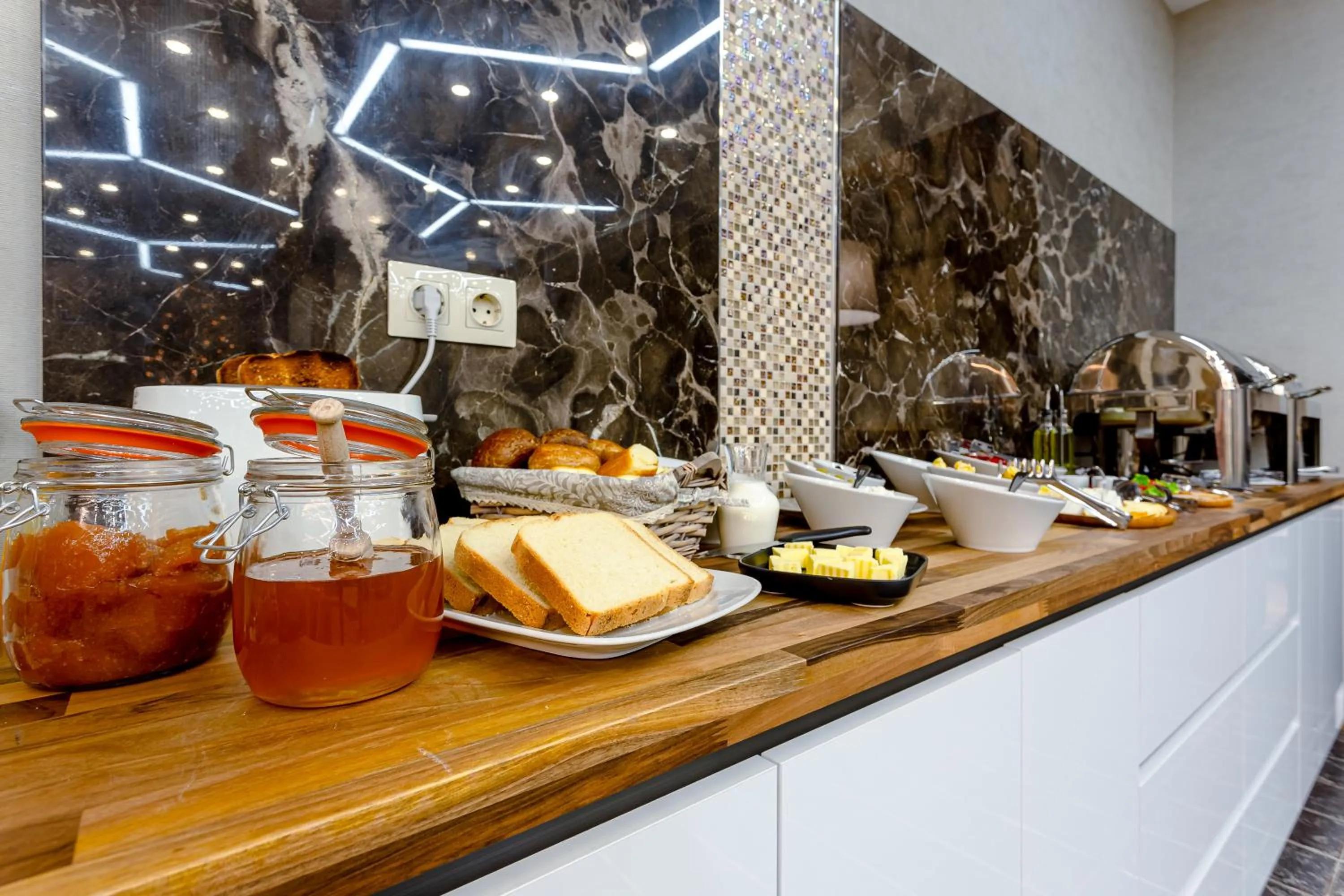 Breakfast in Hotel Tsiga