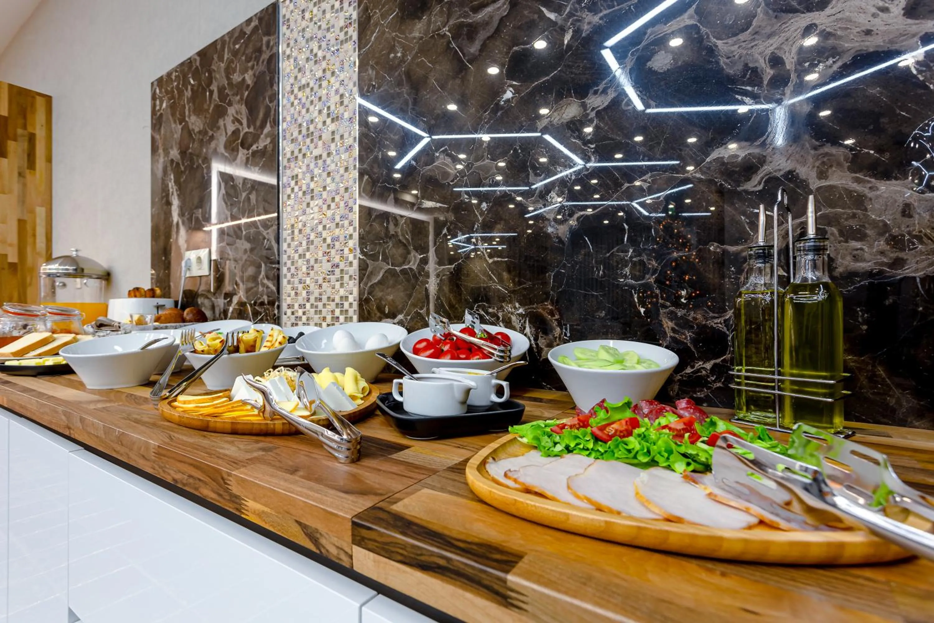 Breakfast in Hotel Tsiga