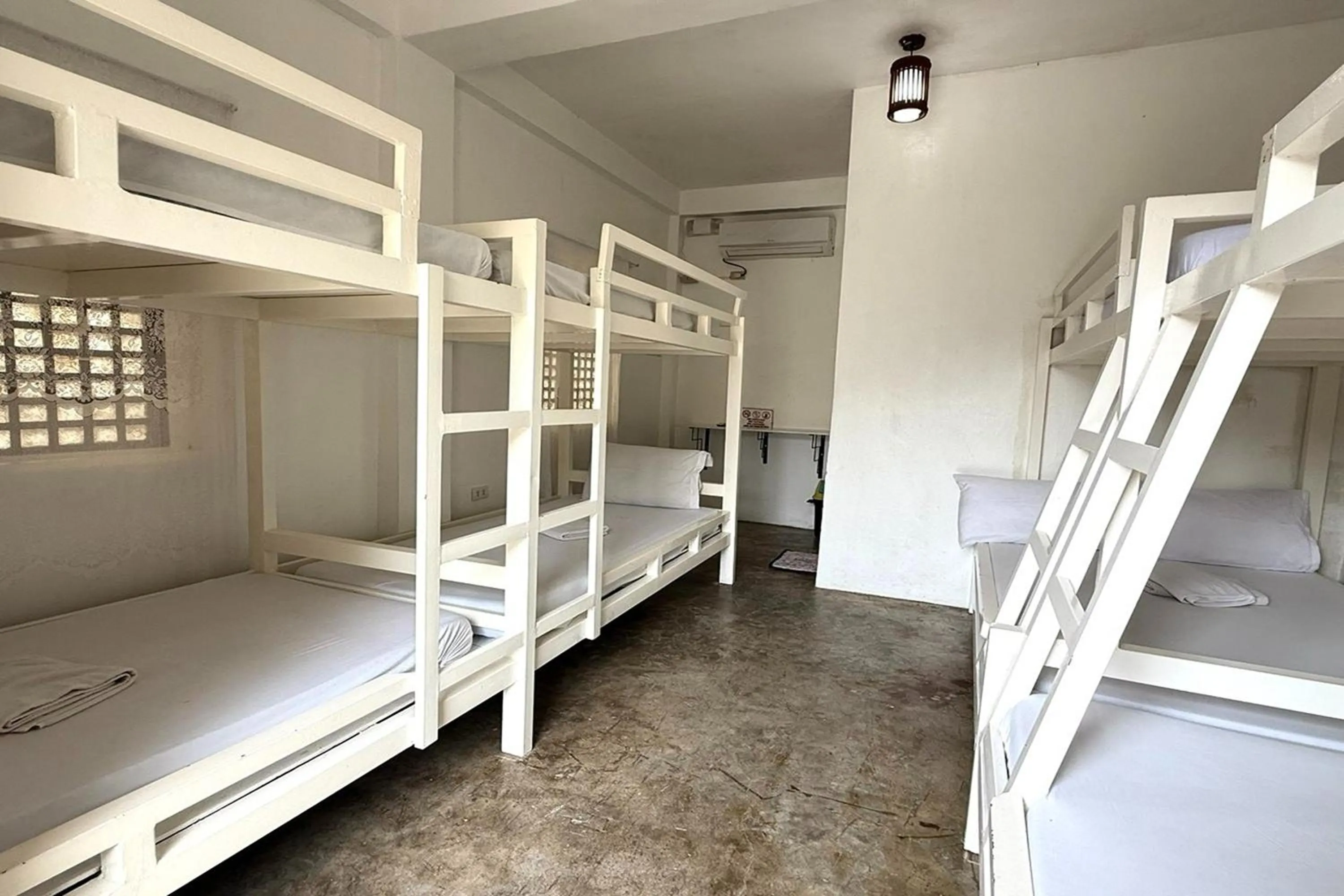 Bed in Camp Saint John Hotel La Union