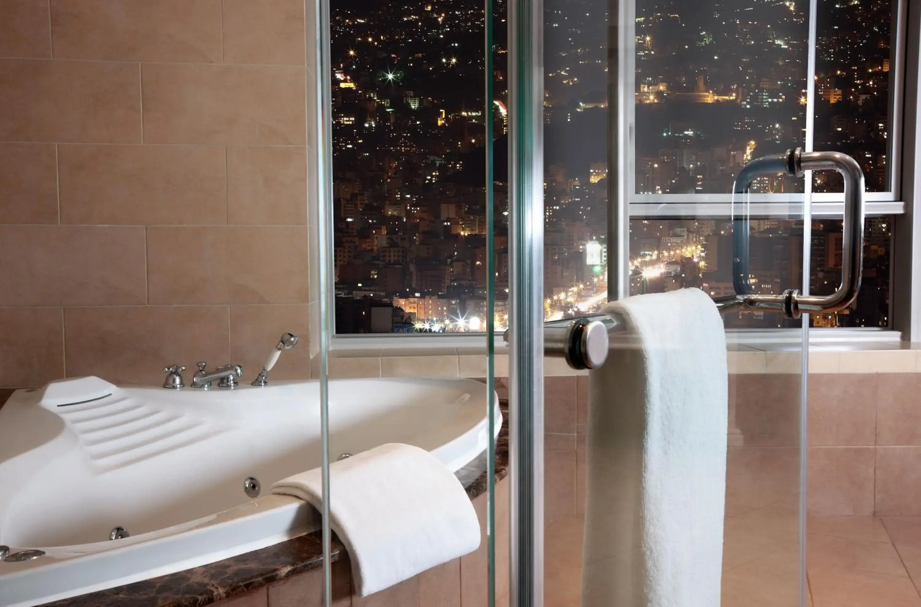 Royal Suite in Al Habtoor Grand Beirut Royal Suite in Al Habtoor Grand Beirut