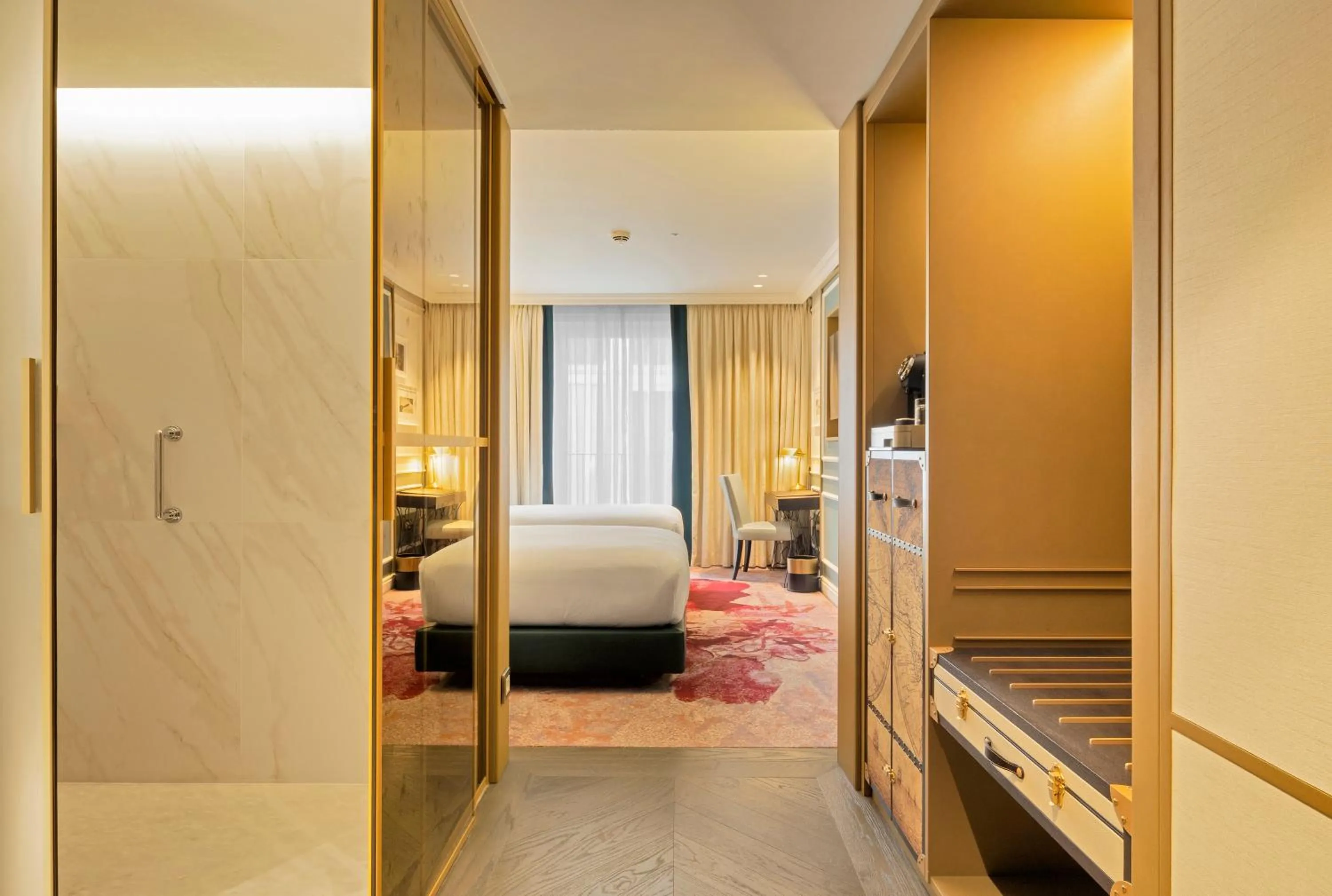 Bedroom, Bed in The Emerald House Lisbon - Curio Collection By Hilton