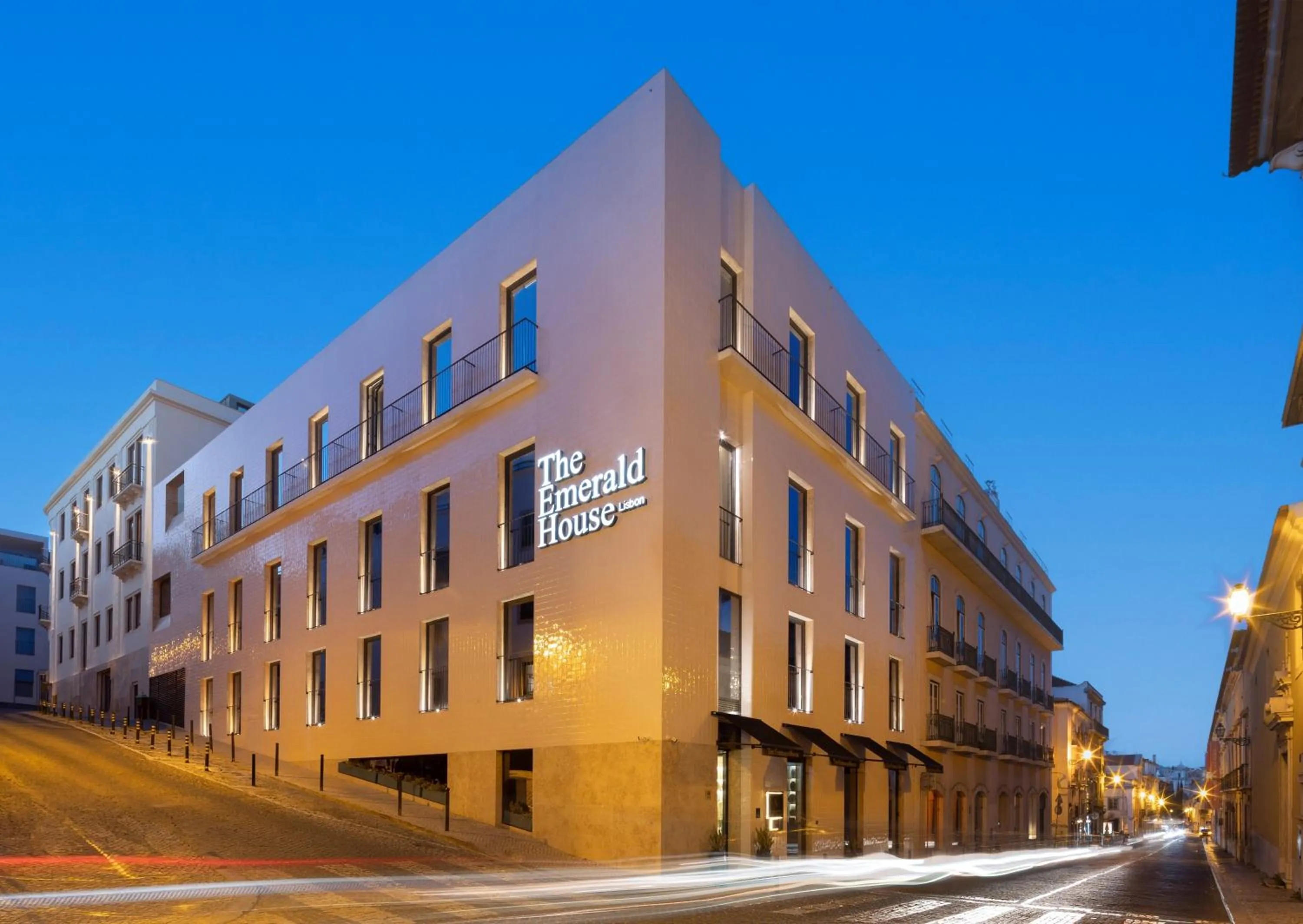 Facade/entrance in The Emerald House Lisbon - Curio Collection By Hilton