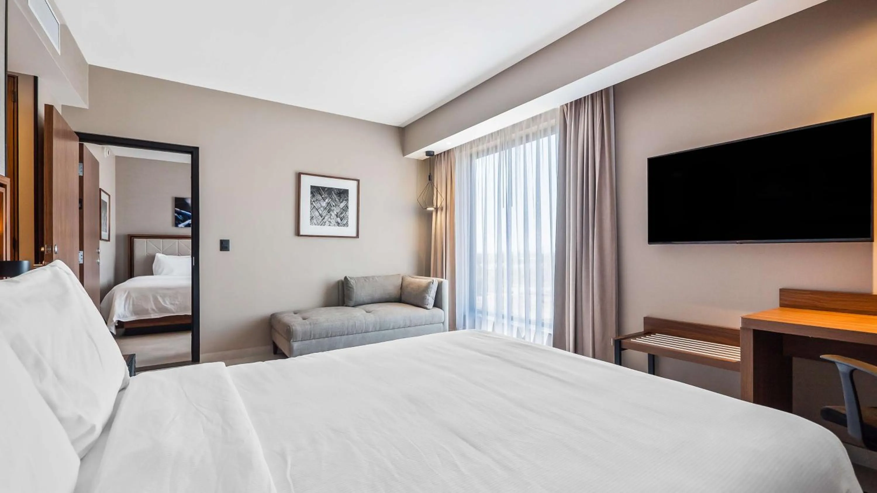 Living room, Bed in Hampton Inn By Hilton Nuevo Vallarta