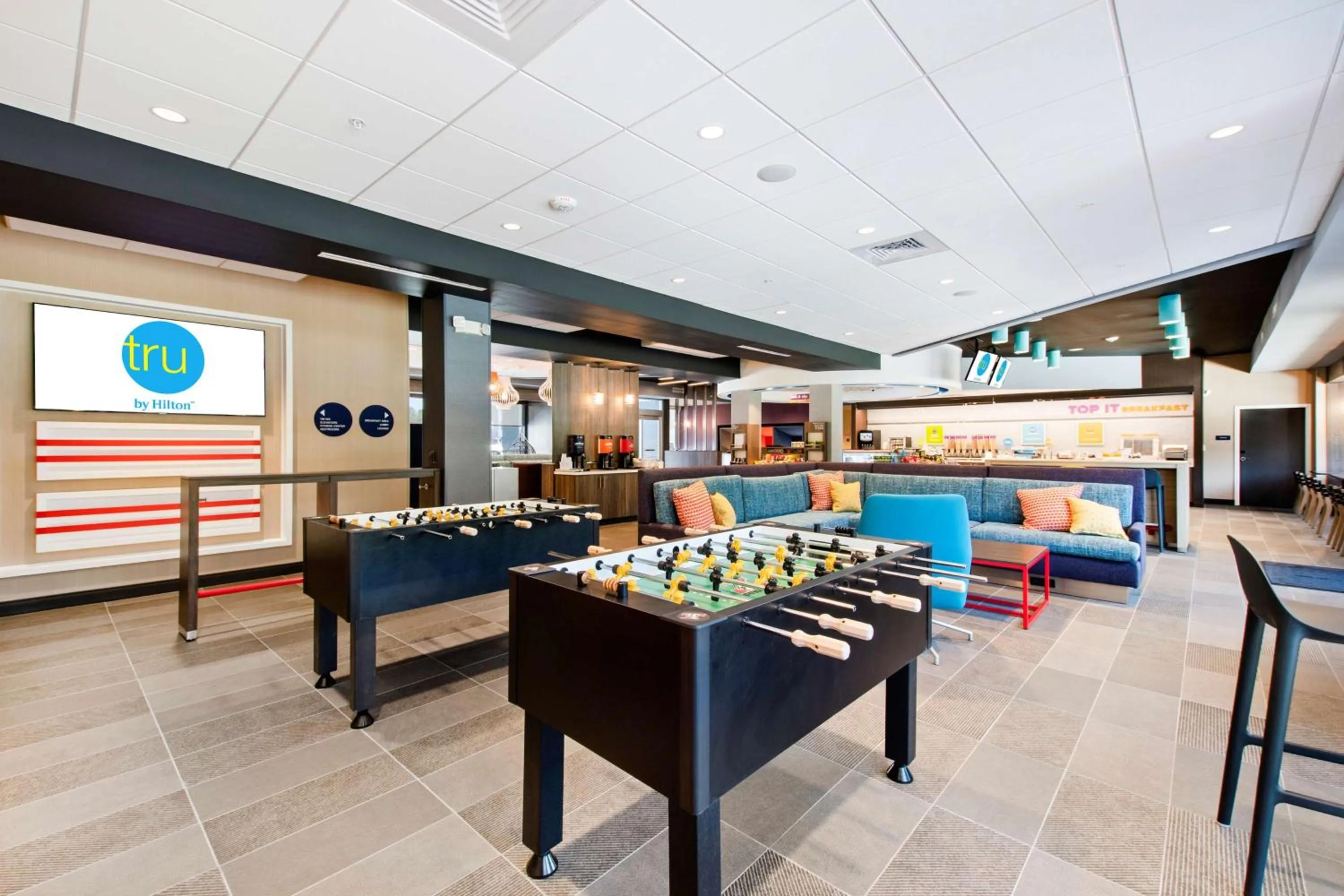 Lobby or reception in Tru By Hilton Chapel Hill