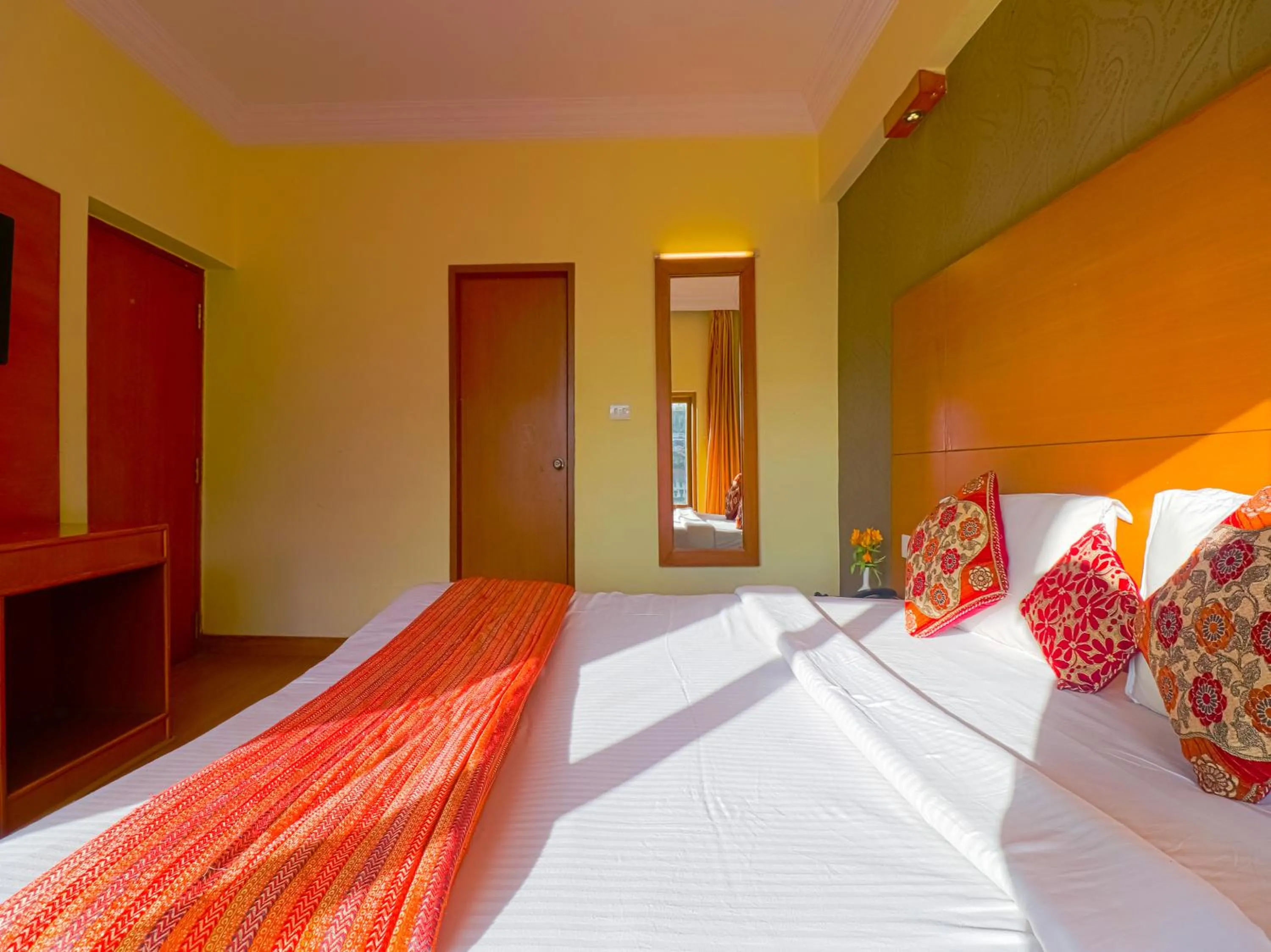 Photo of the whole room, Bed in The Byke Sunshine Grand