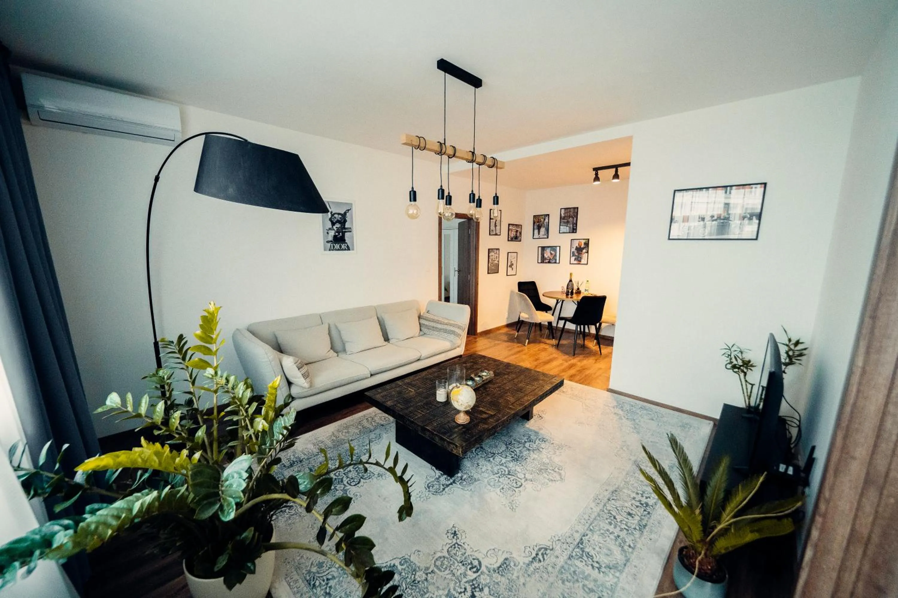 Living room in TIFFANY Apartment Hotel