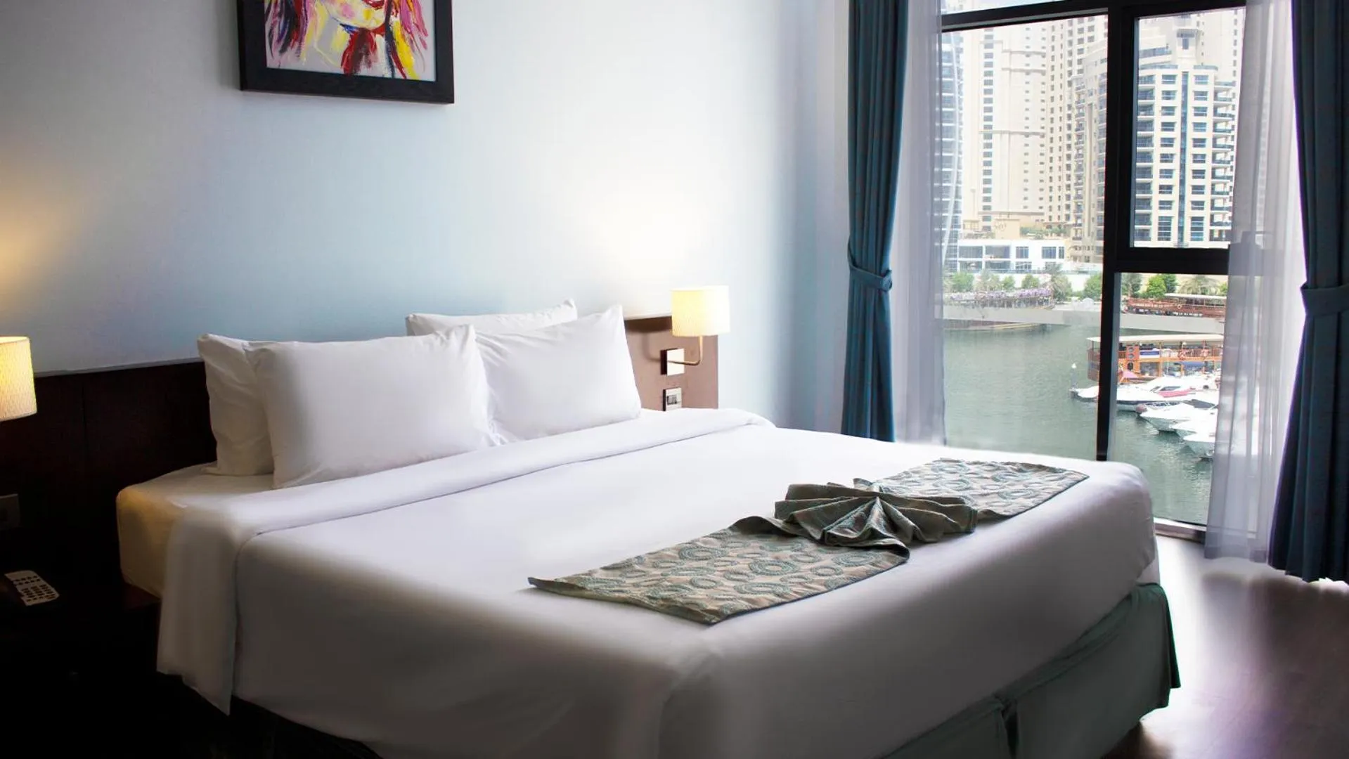 Bed in Signature Hotel Apartments and Spa