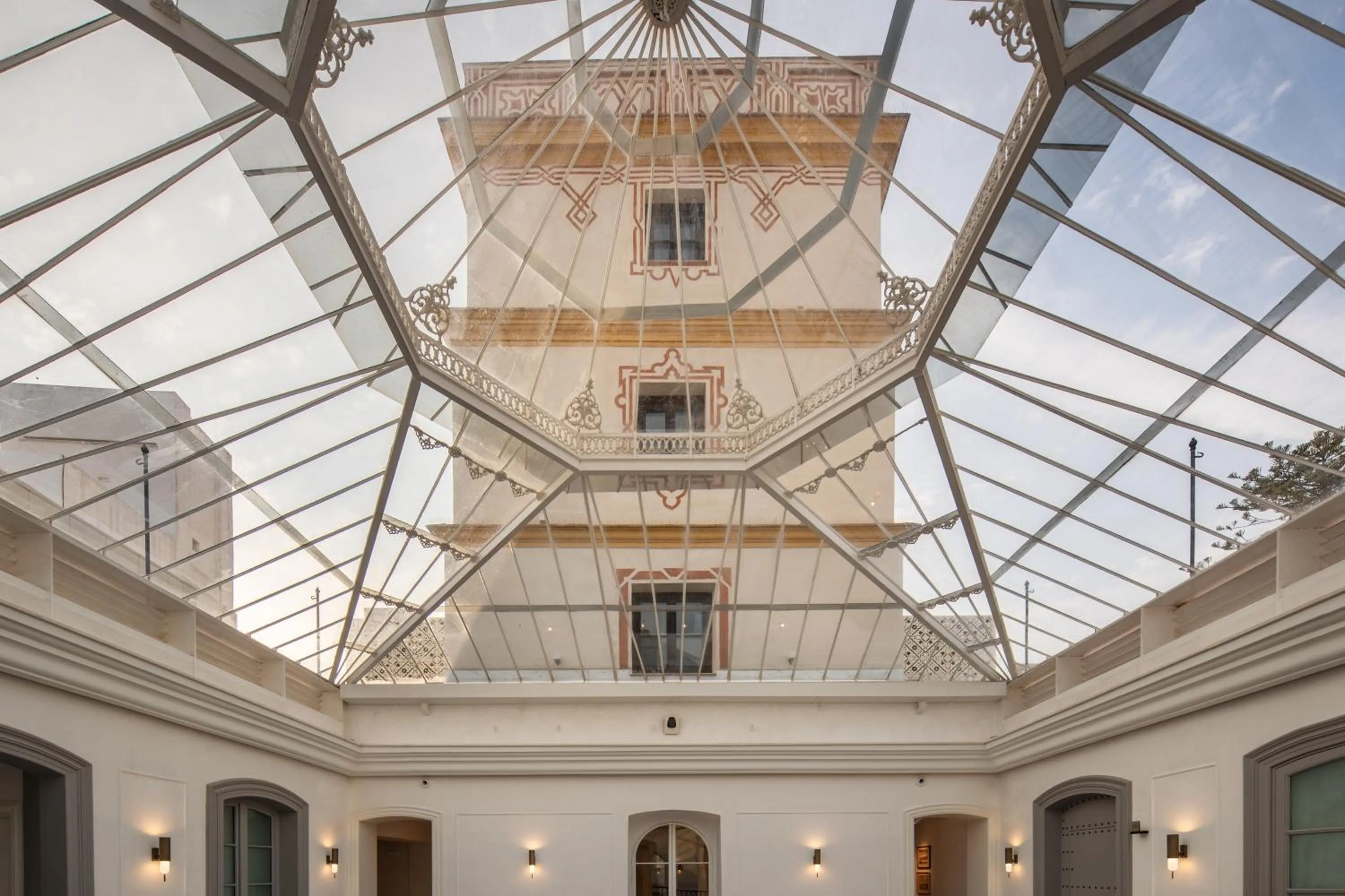 Property building in Áurea Casa Palacio Sagasta by Eurostars Hotel Company