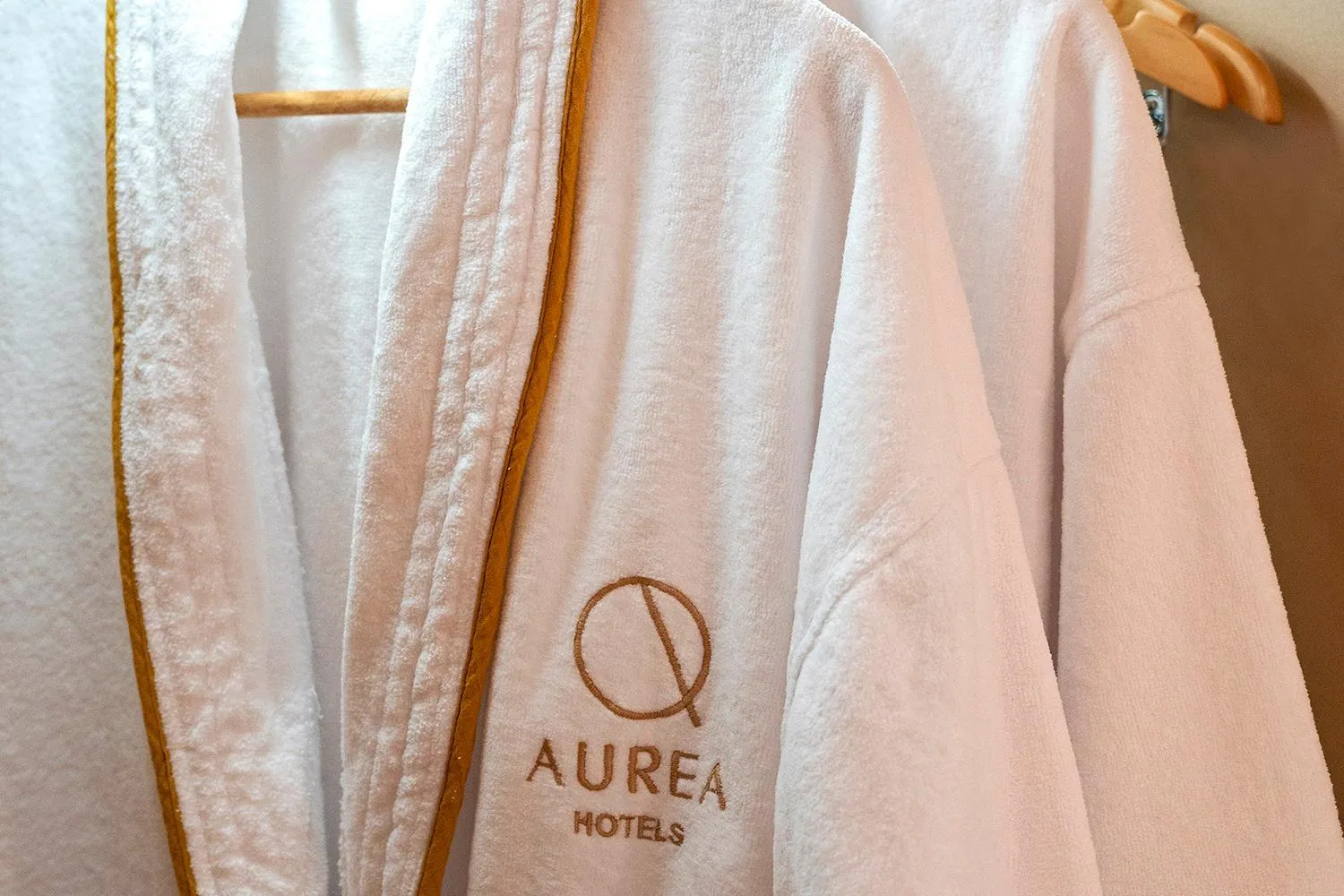 towels in Áurea Casa Palacio Sagasta by Eurostars Hotel Company