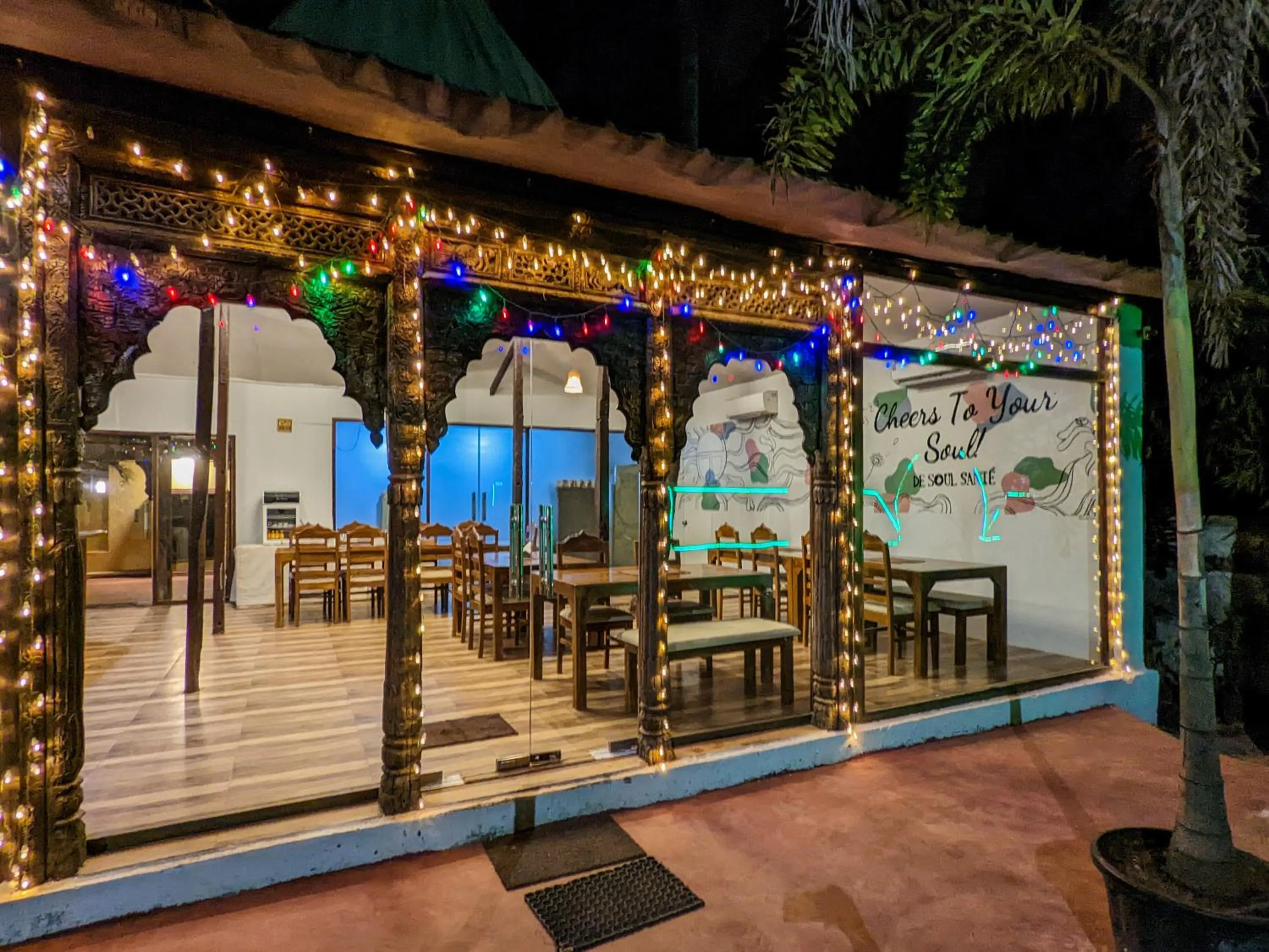 Restaurant/places to eat in De Soul Sante Beach Resort Morjim Goa