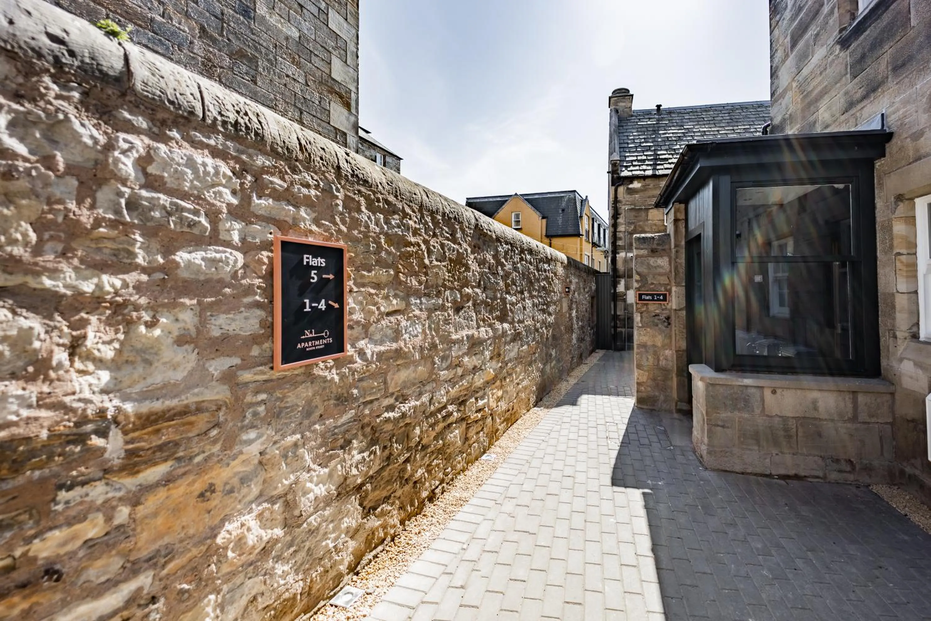 Property building in No1 Apartments St Andrews - South Street