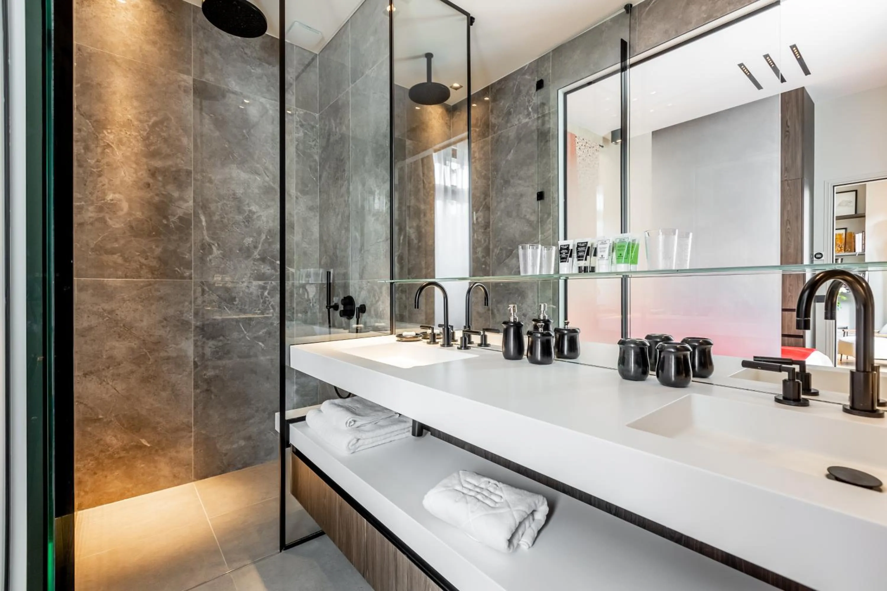 Shower in Maison Boissière BARNES Residences