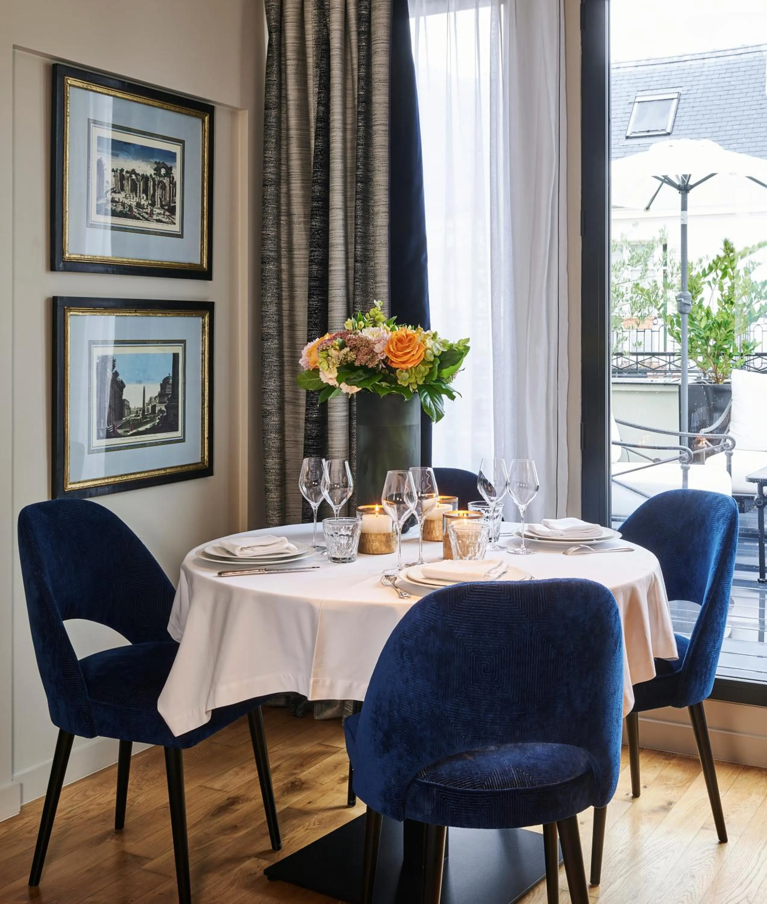 Dining area in Maison Boissière BARNES Residences