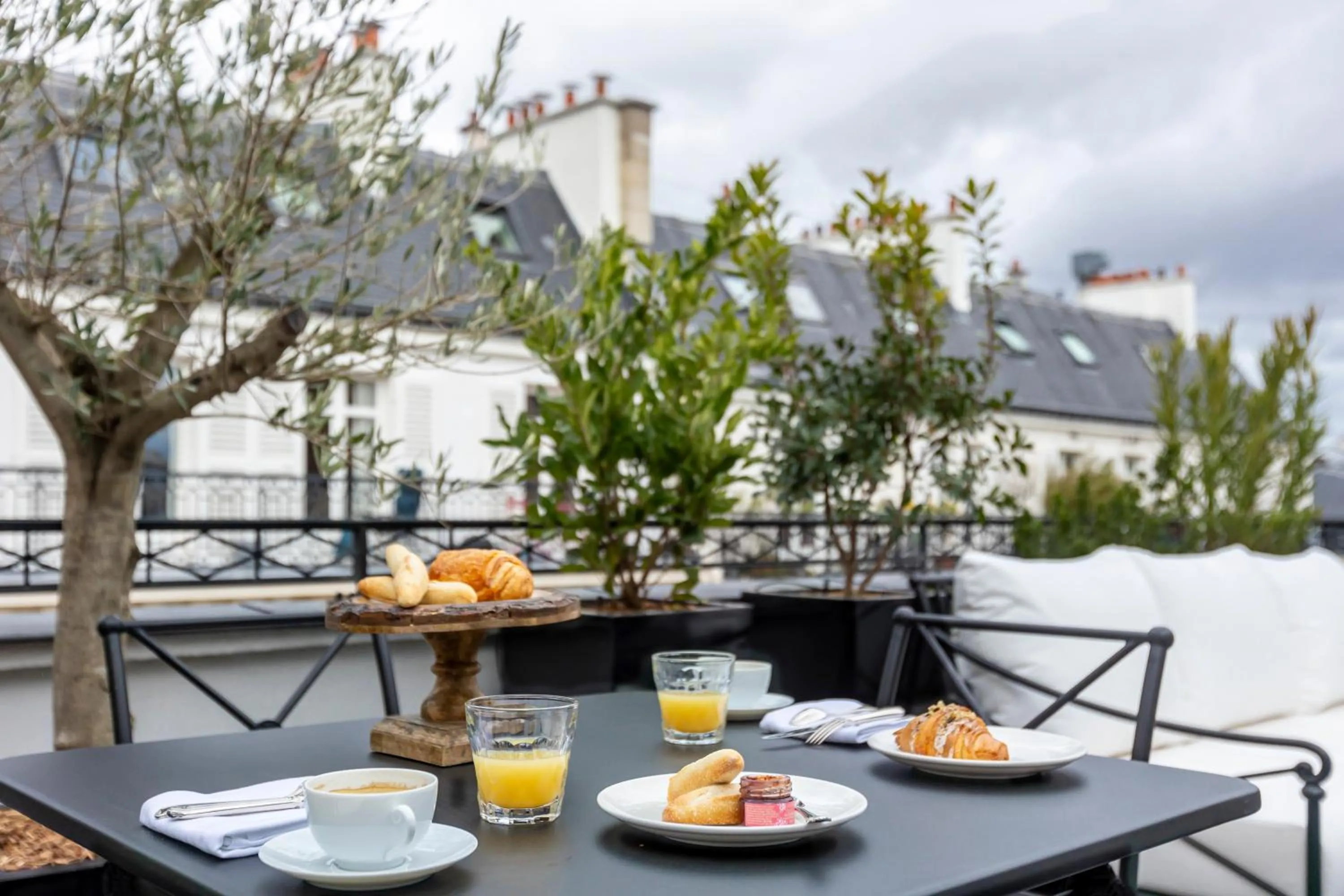 Balcony/Terrace in Maison Boissière BARNES Residences