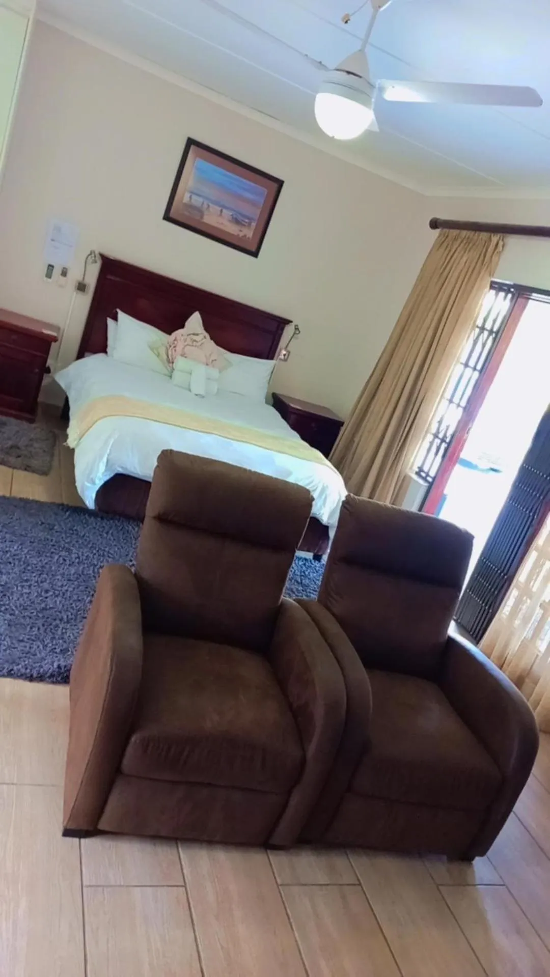 Bed in Mzingeli Guesthouse