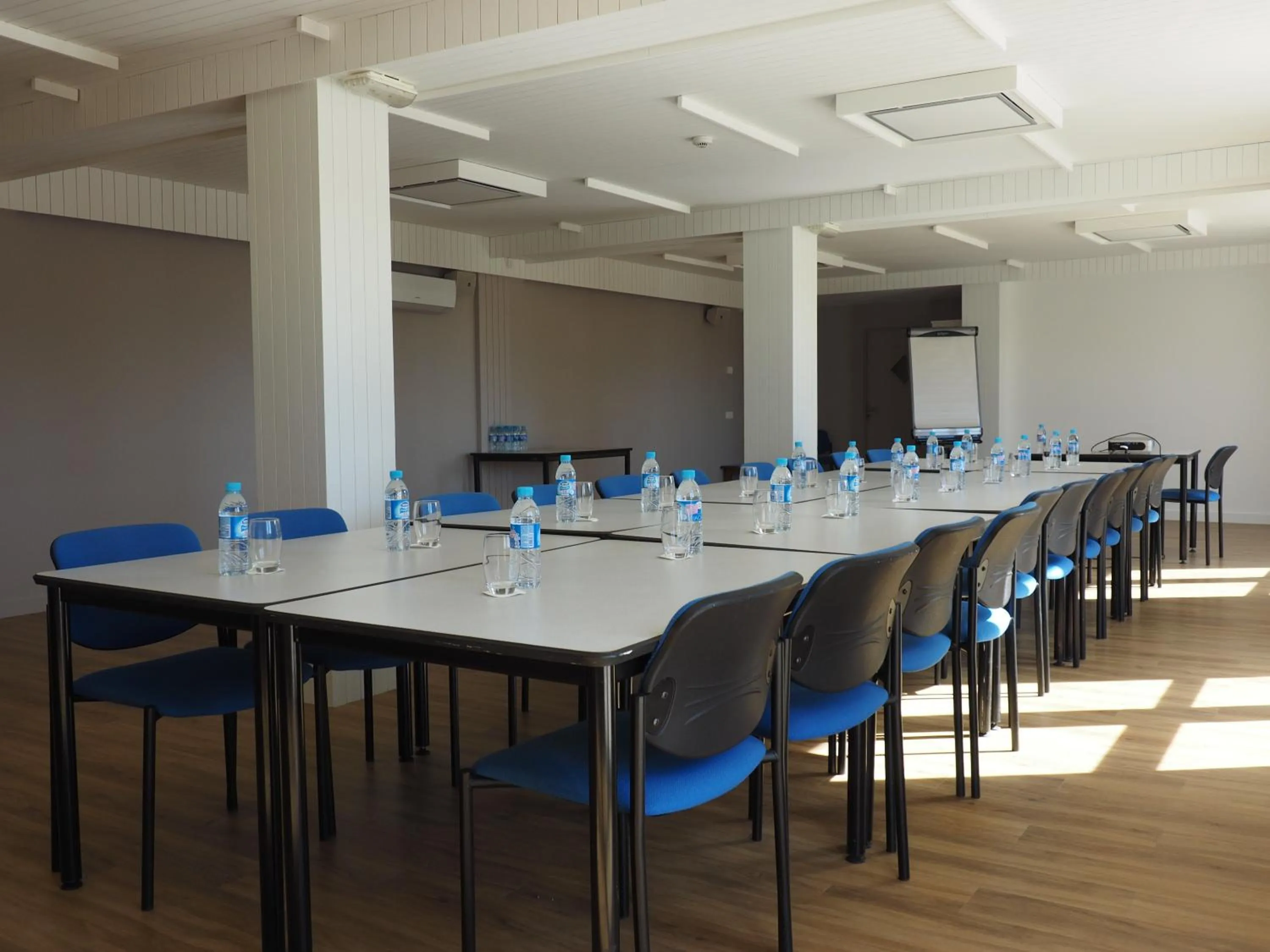 Meeting/conference room in Domaine du Revermont - Logis Hotel