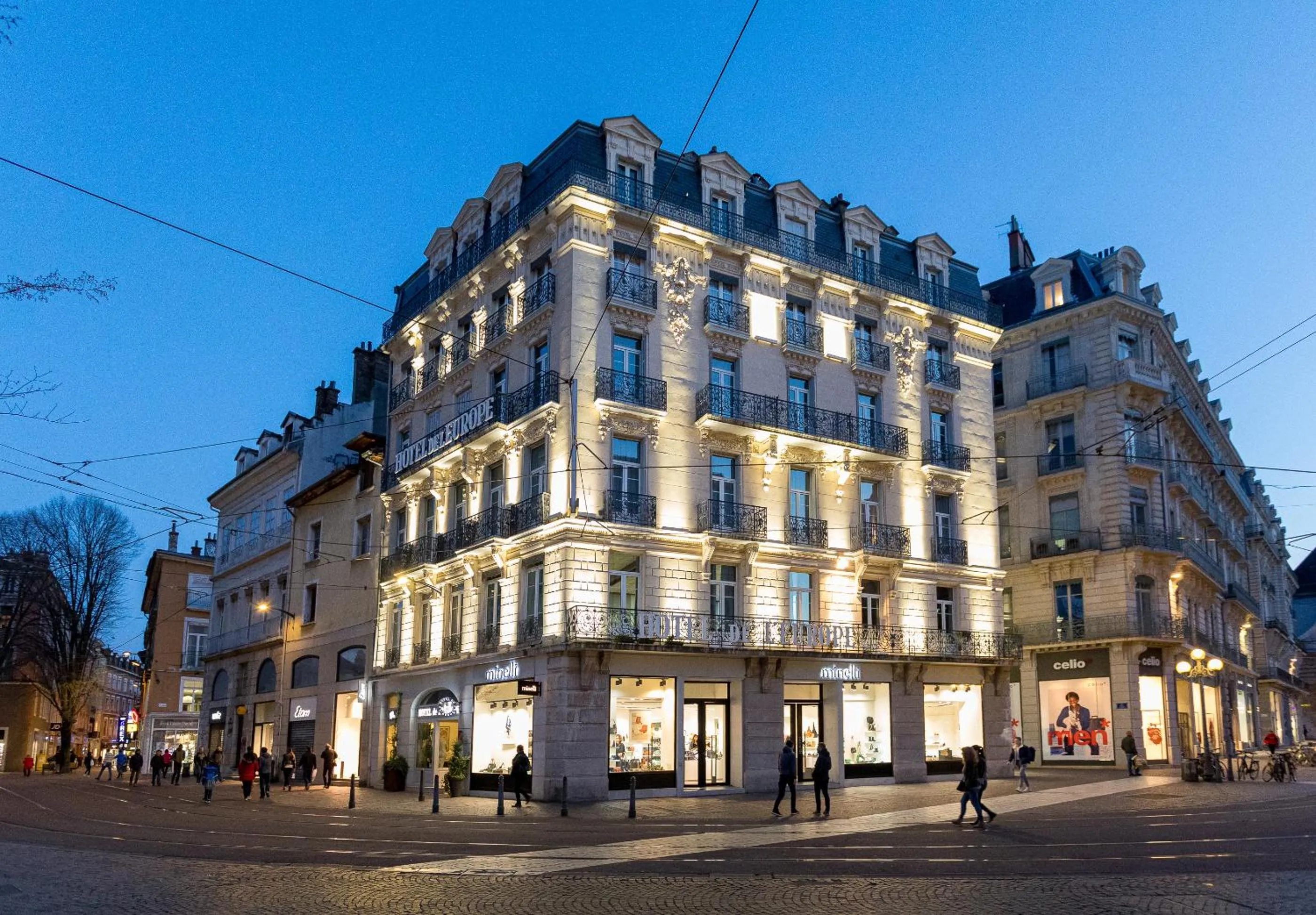 Property building in Hôtel de l'Europe Grenoble hyper-centre