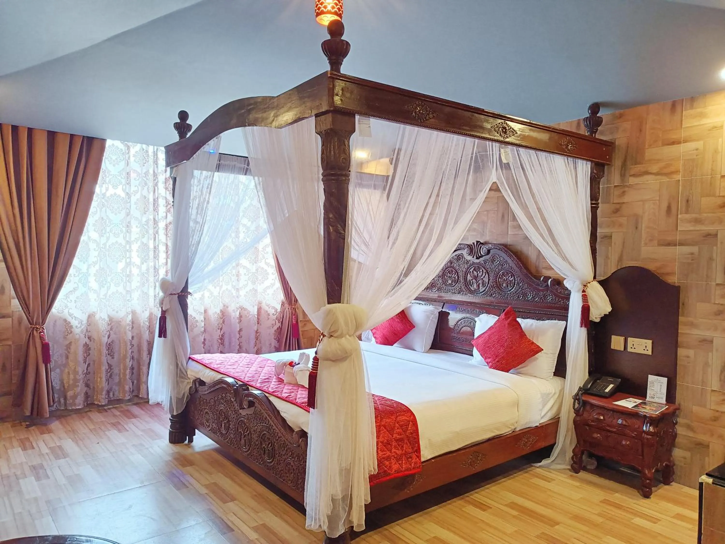 Bedroom, Bed in HYDERS PARK- THE LUXURY HOTEL