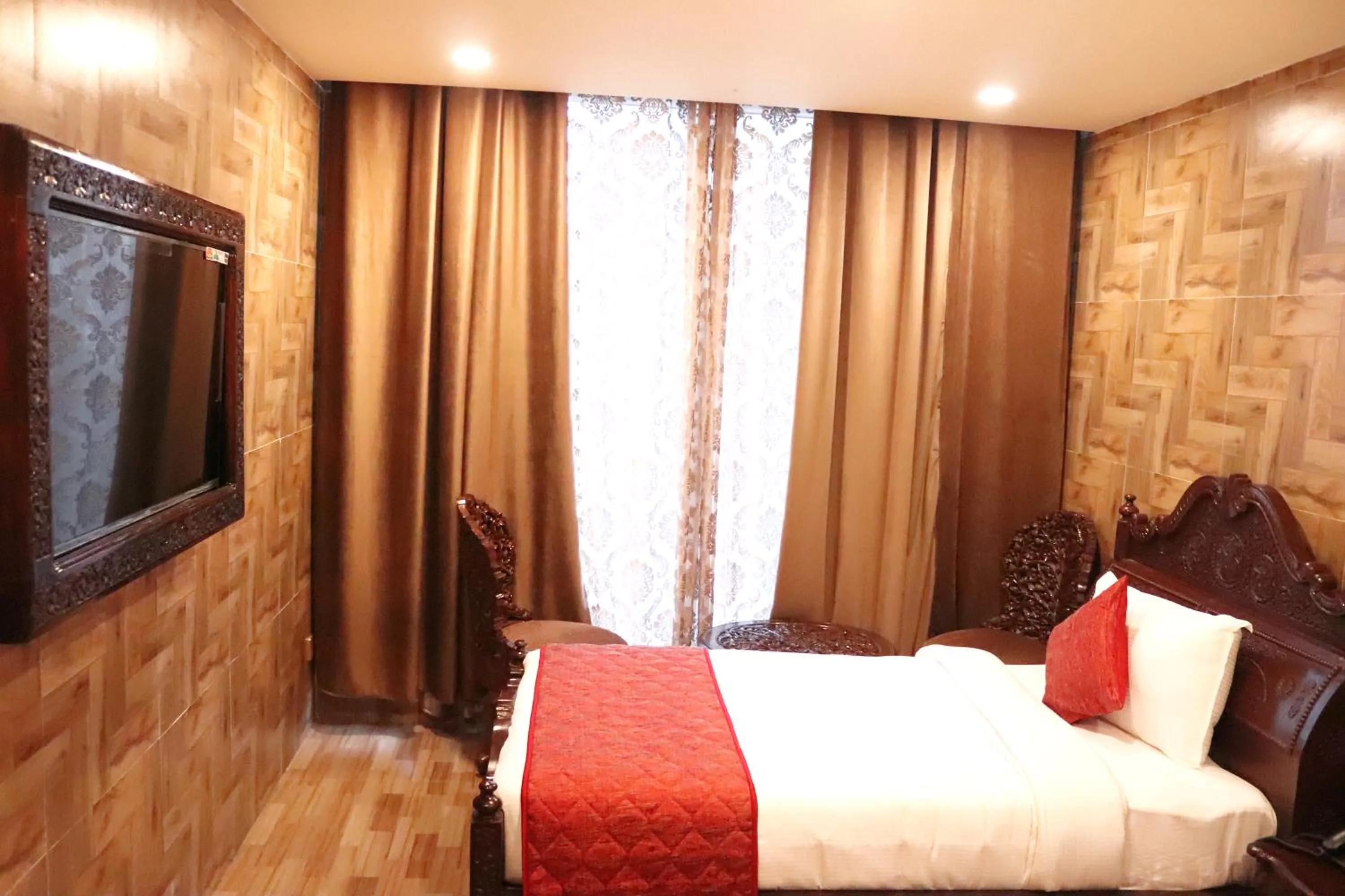 Bedroom, Bed in HYDERS PARK- THE LUXURY HOTEL