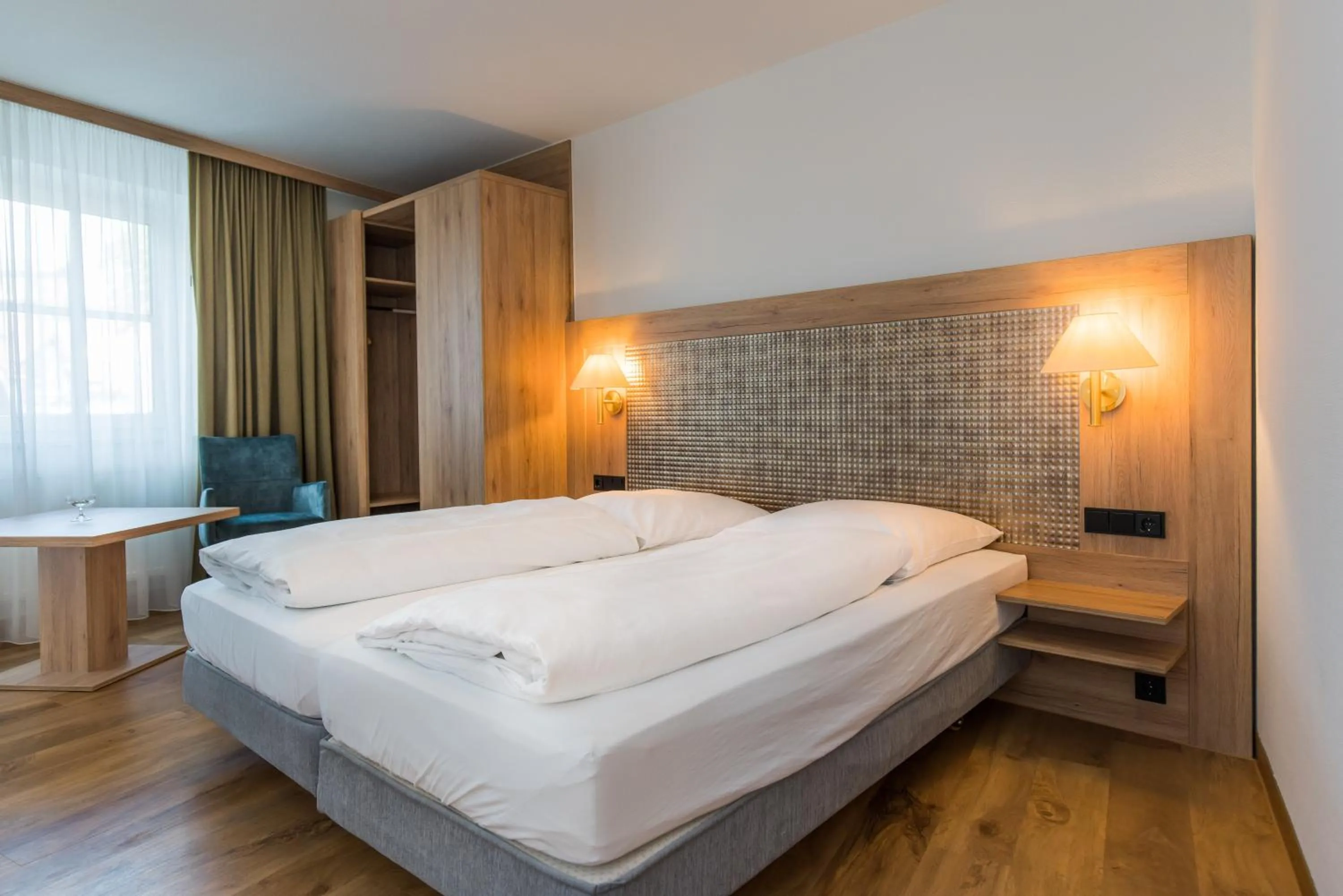 Bed in Hotel-Restaurant Heiligenstadter Hof