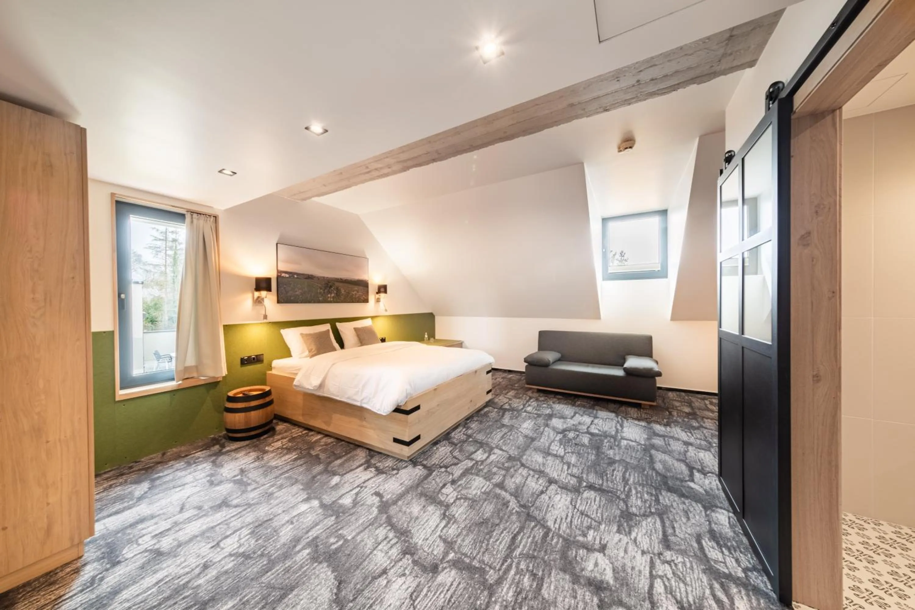 Photo of the whole room, Bed in De Brauhotel - Hôtel de la Brasserie Nationale